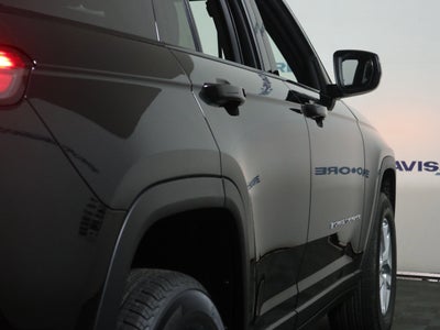 2026 Jeep Grand Cherokee Laredo X 4x4