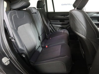 2023 Jeep Grand Cherokee Laredo 4x4