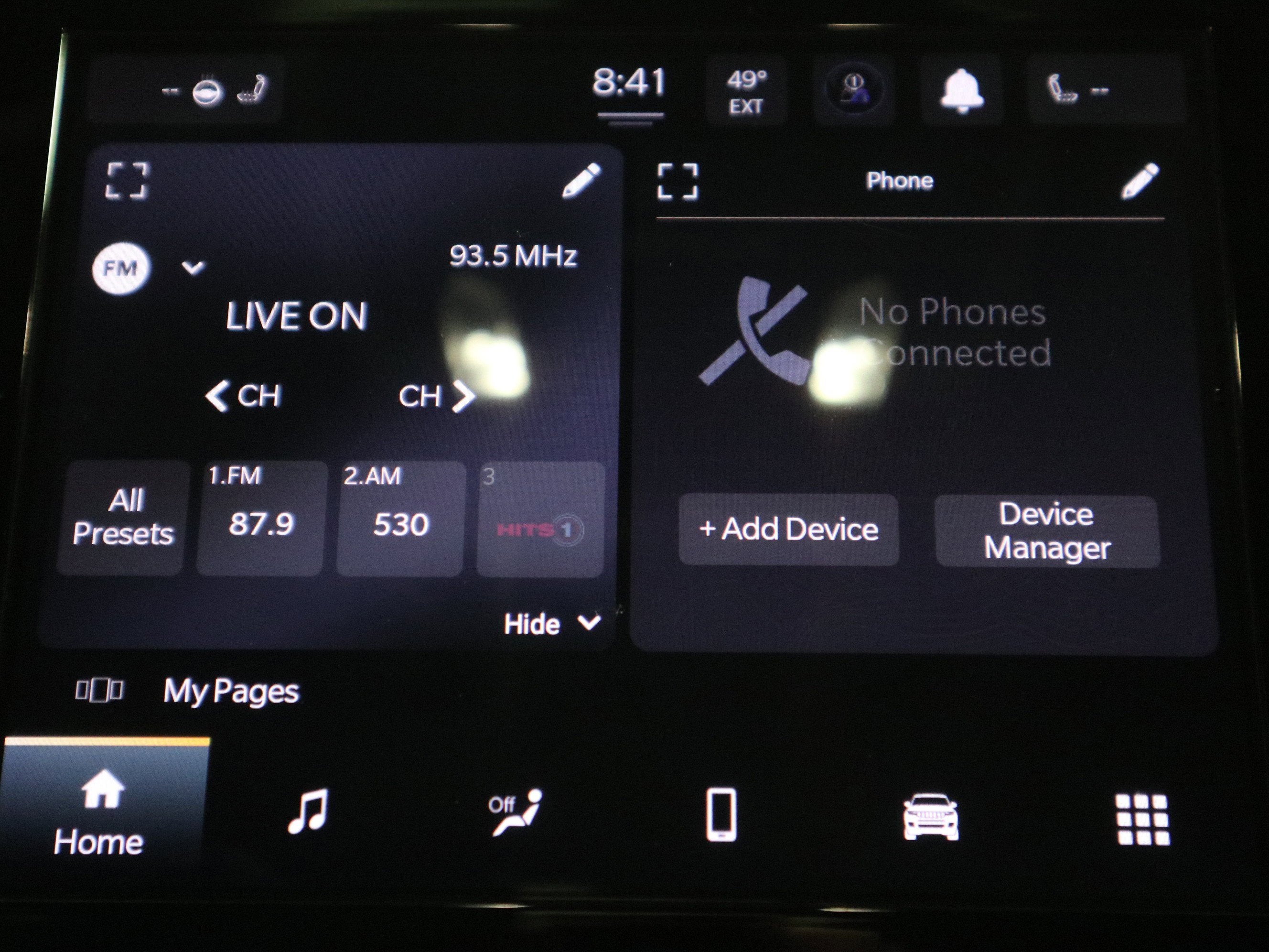 2023 Jeep Grand Cherokee Laredo 4x4