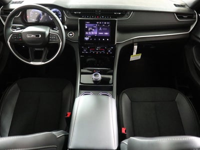 2025 Jeep Grand Cherokee Altitude 4x4