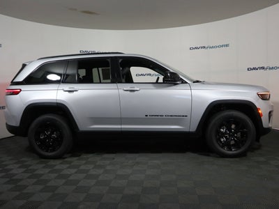 2025 Jeep Grand Cherokee Altitude 4x4