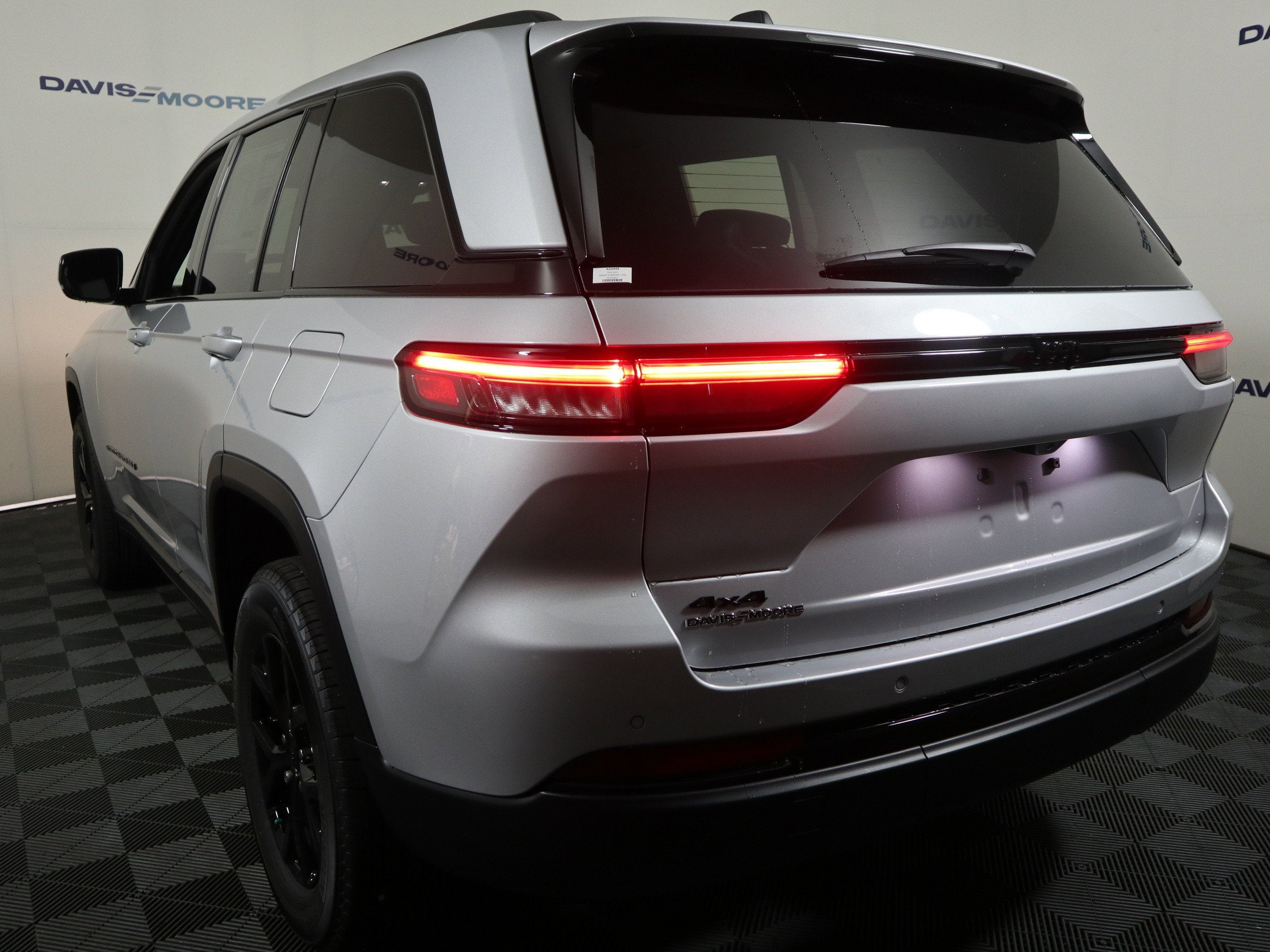 2025 Jeep Grand Cherokee Altitude 4x4