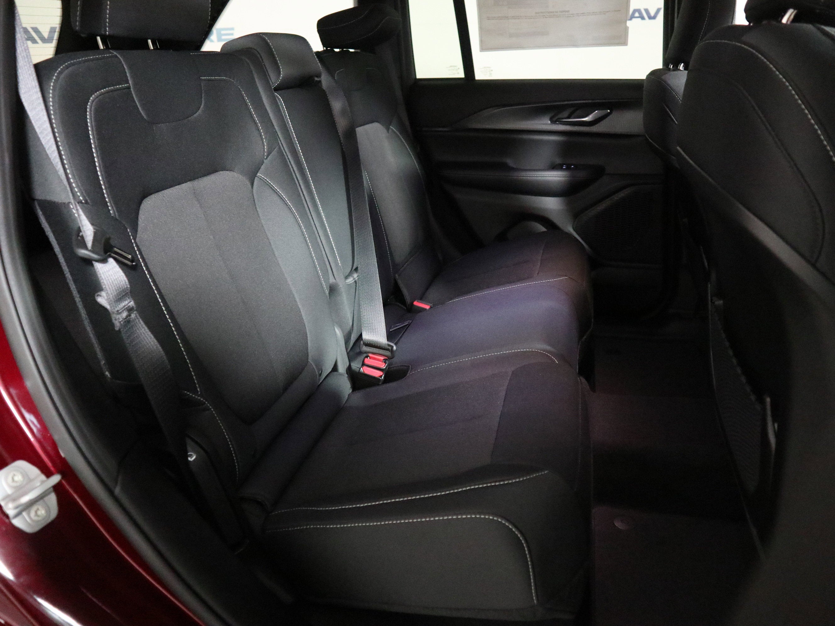 2026 Jeep Grand Cherokee Laredo 4x4