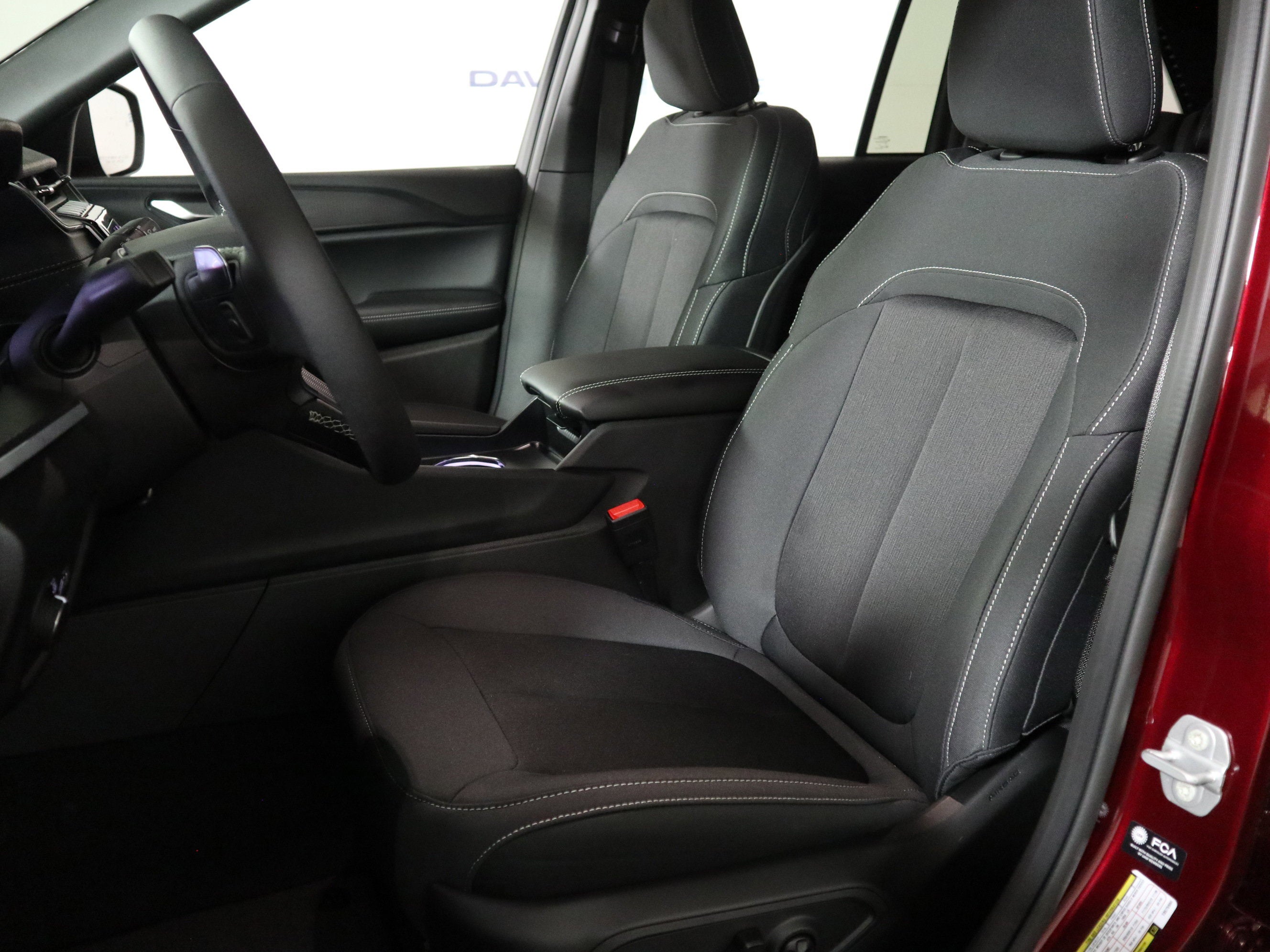 2026 Jeep Grand Cherokee Laredo 4x4