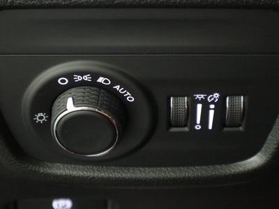 2026 Jeep Grand Cherokee Laredo 4x4