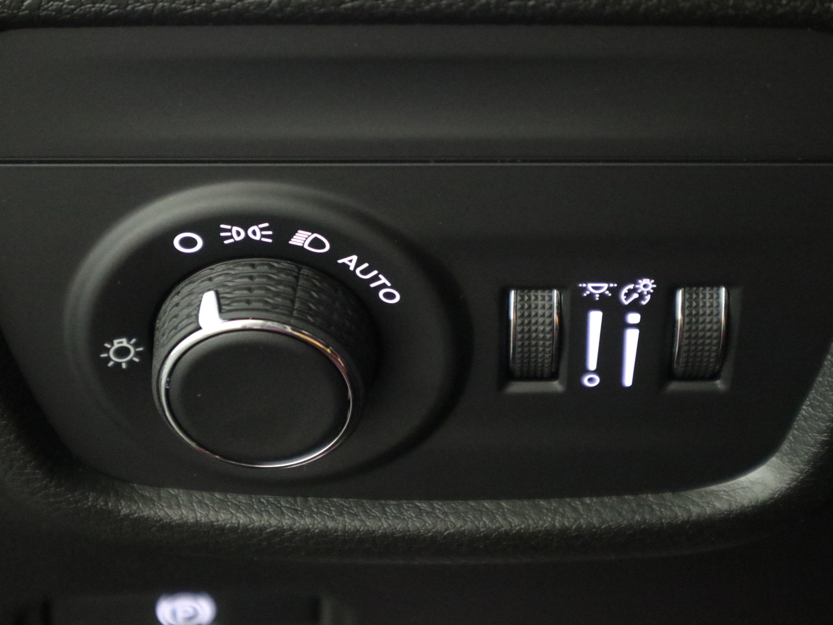 2026 Jeep Grand Cherokee Laredo 4x4