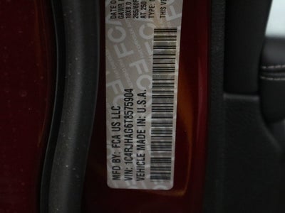 2026 Jeep Grand Cherokee Laredo 4x4