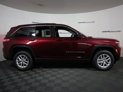 2026 Jeep Grand Cherokee Laredo 4x4
