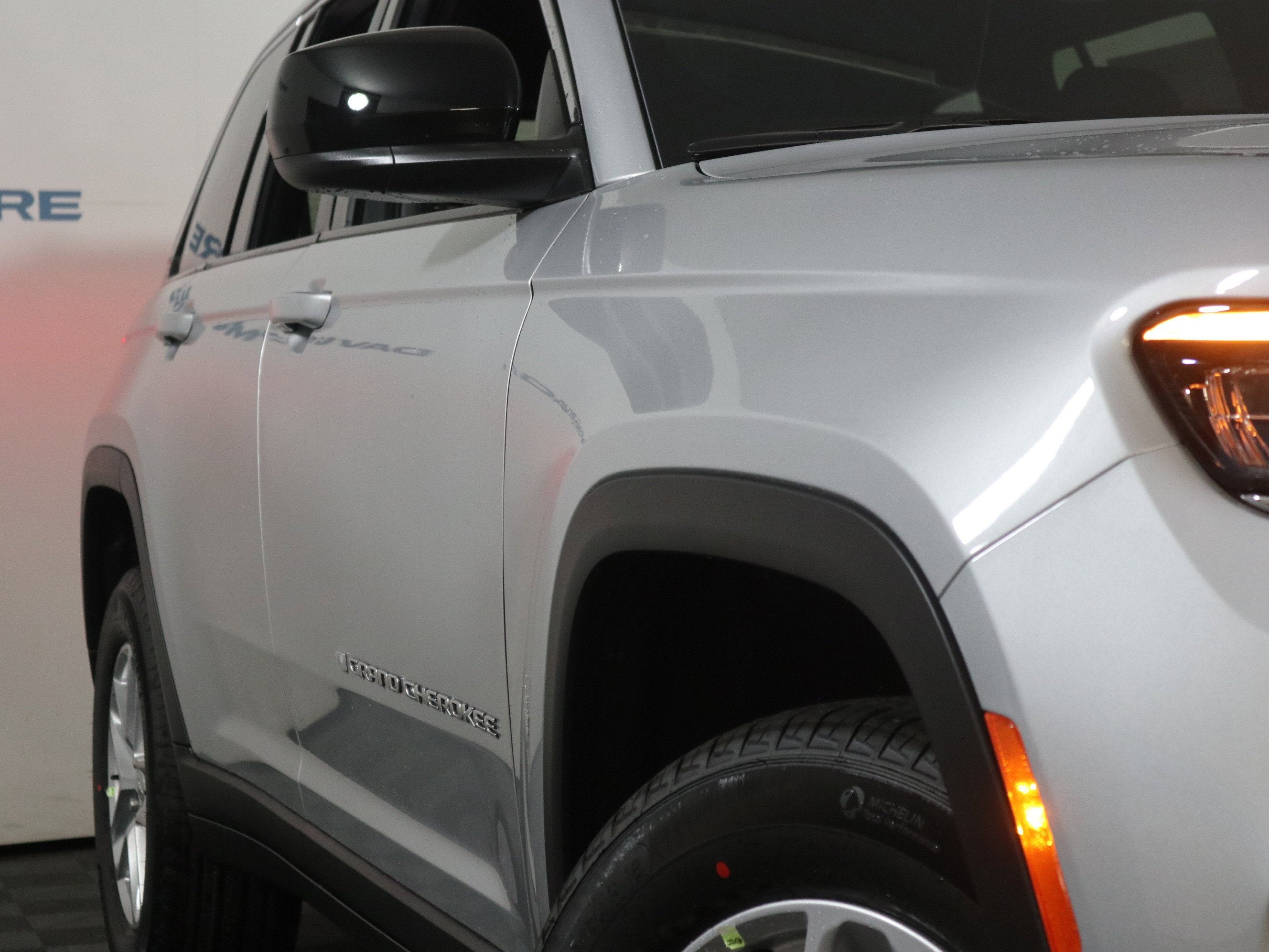 2026 Jeep Grand Cherokee Laredo X 4x4