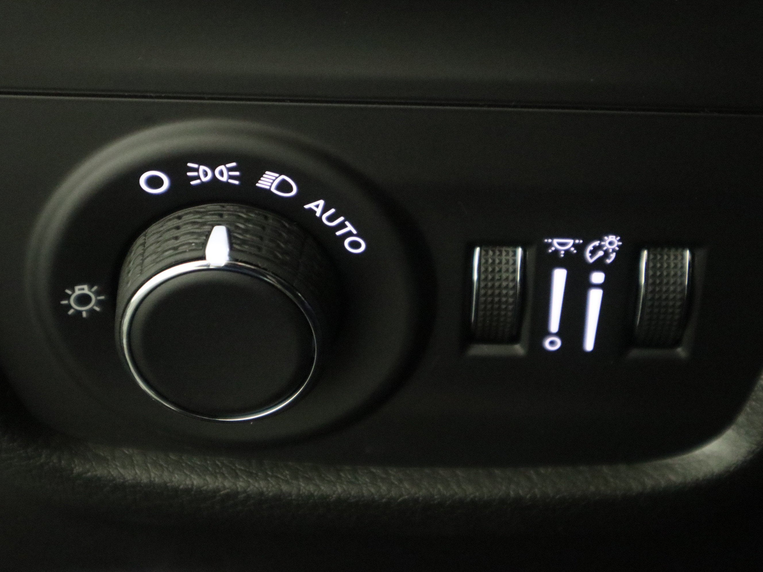 2026 Jeep Grand Cherokee Laredo X 4x4