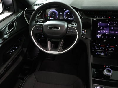 2026 Jeep Grand Cherokee Laredo X 4x4