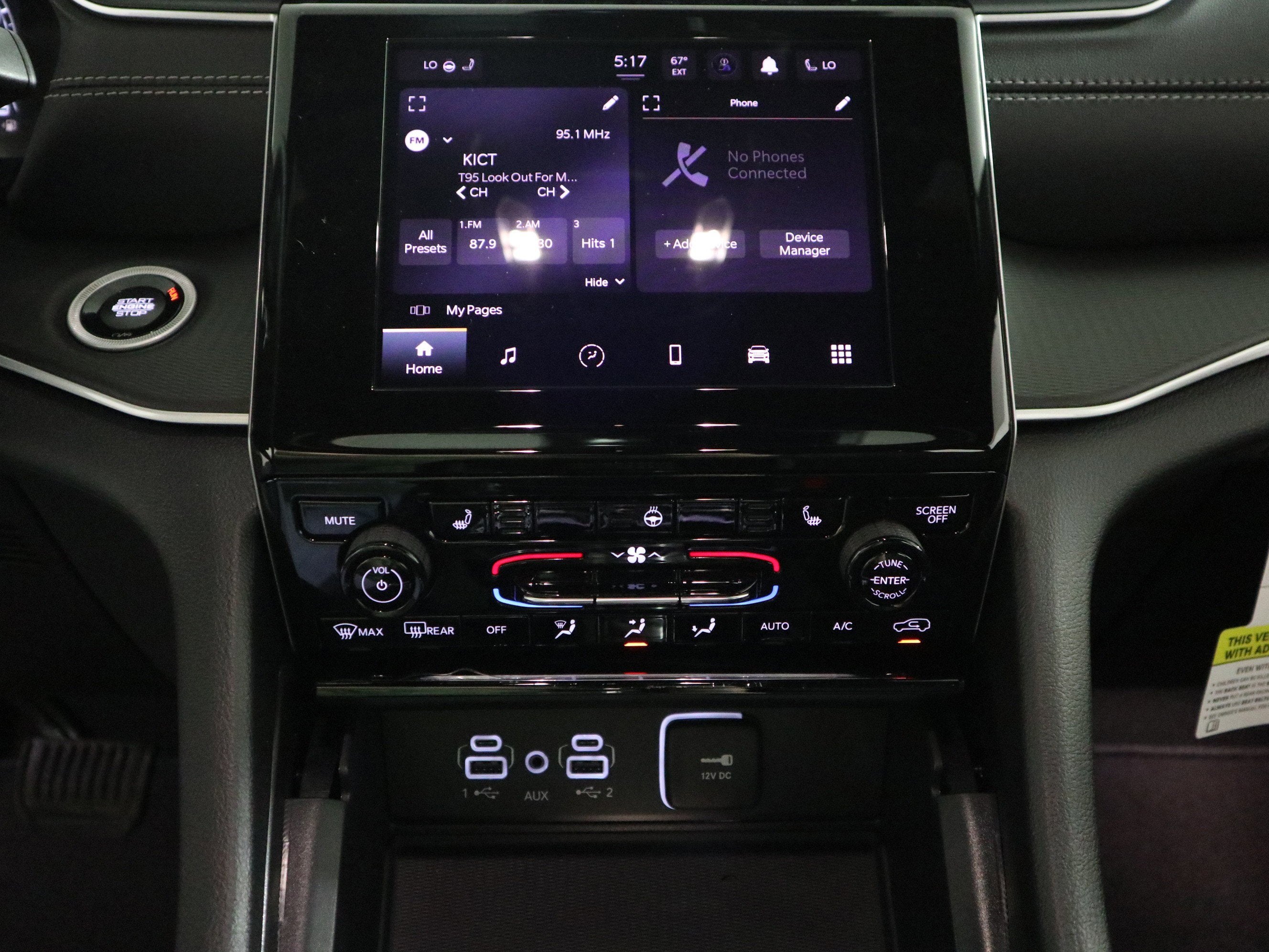 2026 Jeep Grand Cherokee Laredo X 4x4