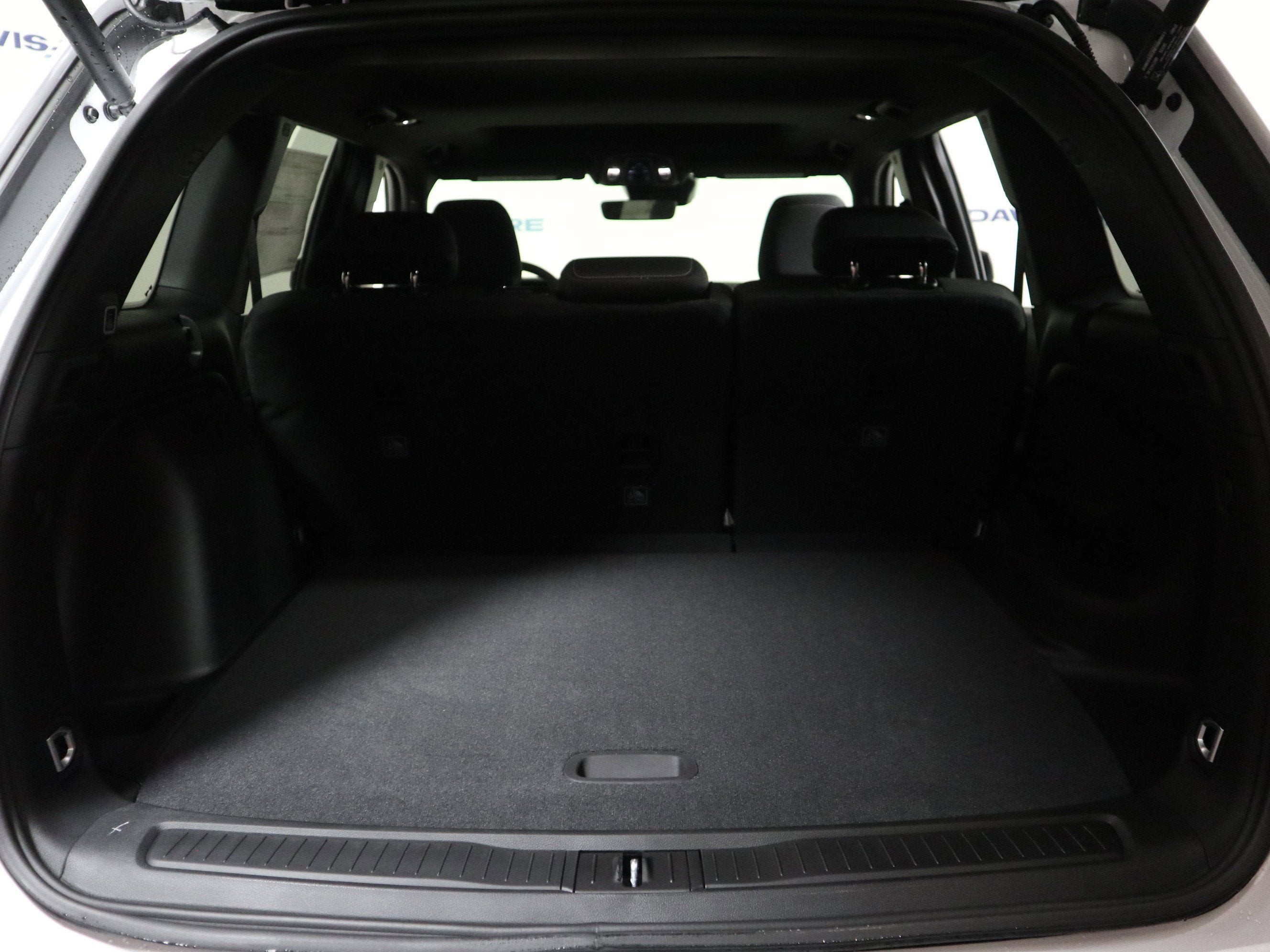 2026 Jeep Grand Cherokee Laredo X 4x4