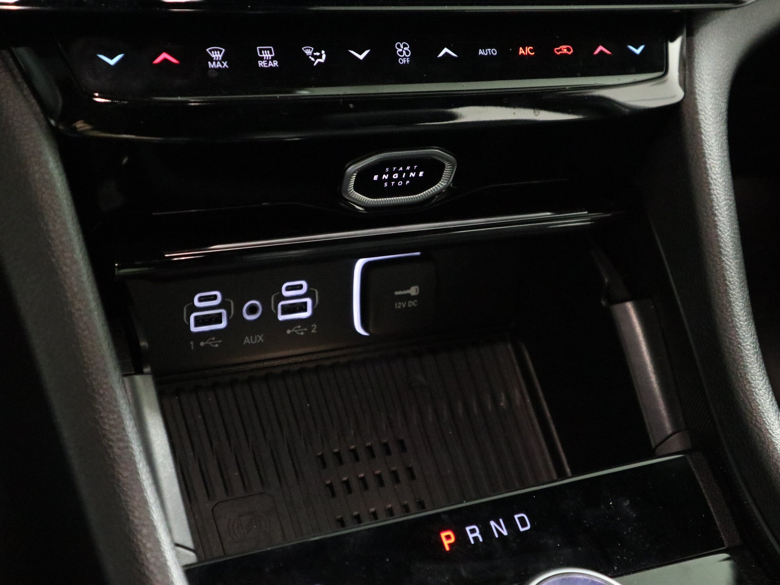 2026 Jeep Grand Cherokee Laredo Altitude 4x4