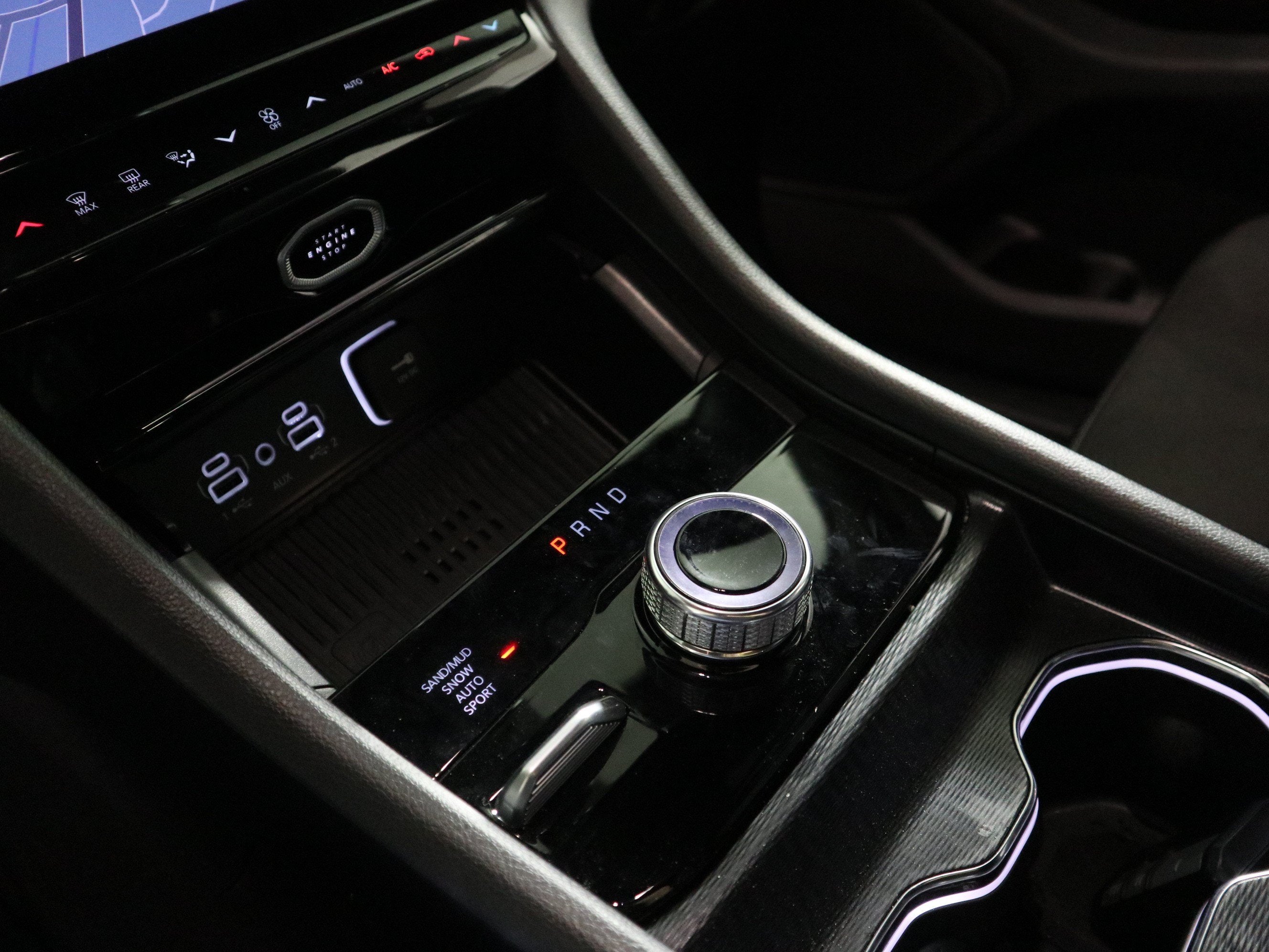 2026 Jeep Grand Cherokee Laredo Altitude 4x4