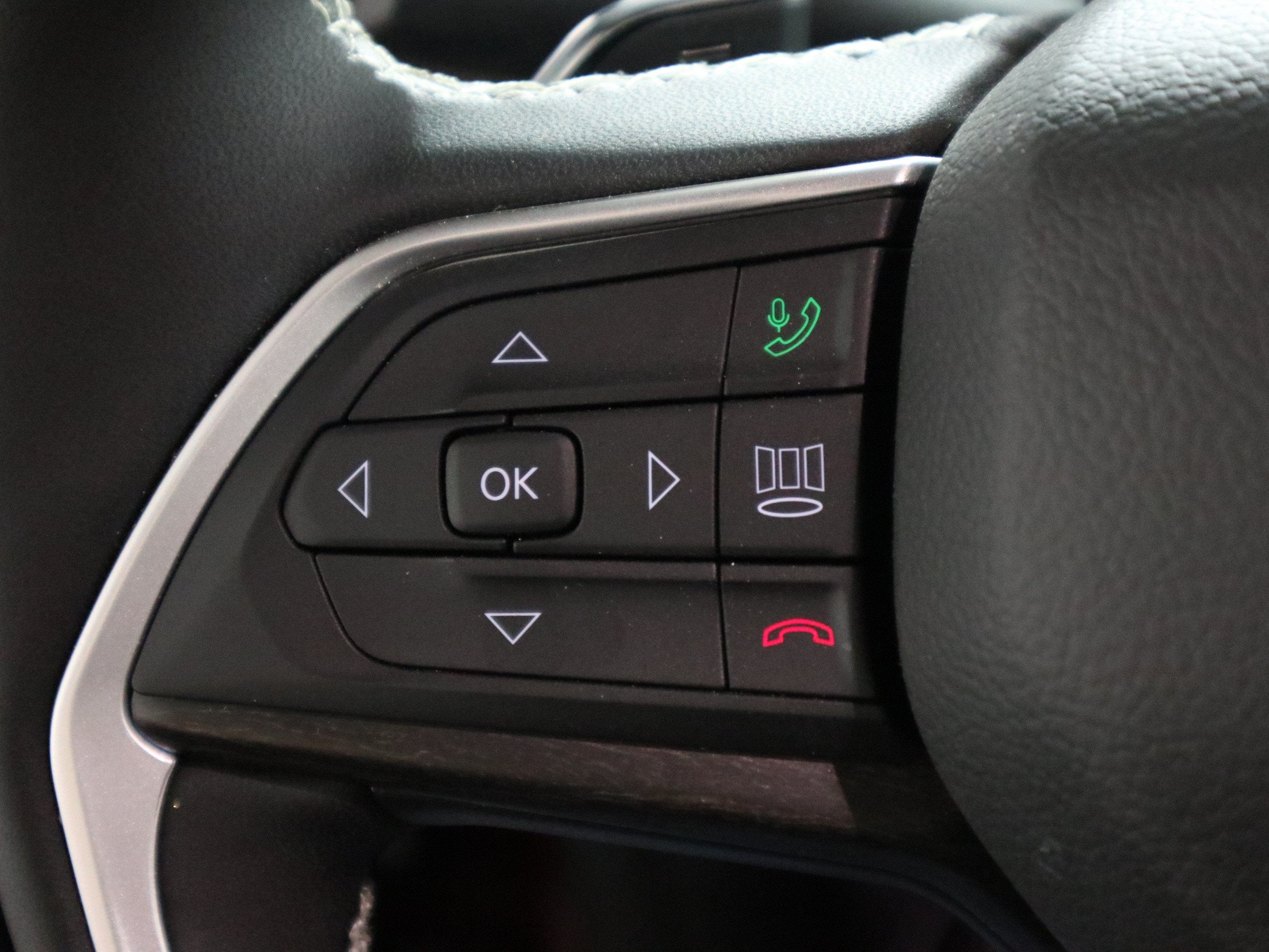 2026 Jeep Grand Cherokee Laredo Altitude 4x4