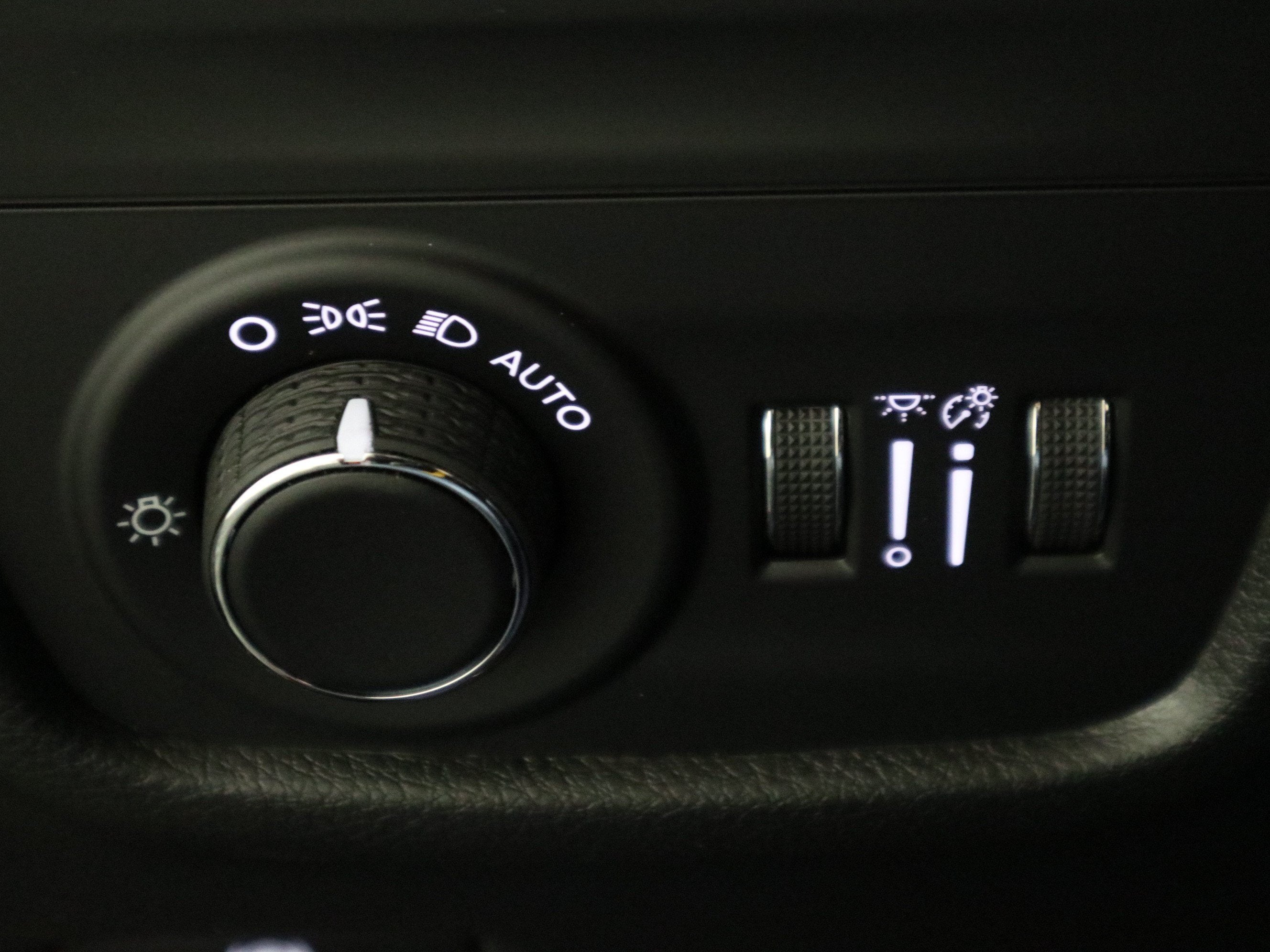 2026 Jeep Grand Cherokee Laredo Altitude 4x4