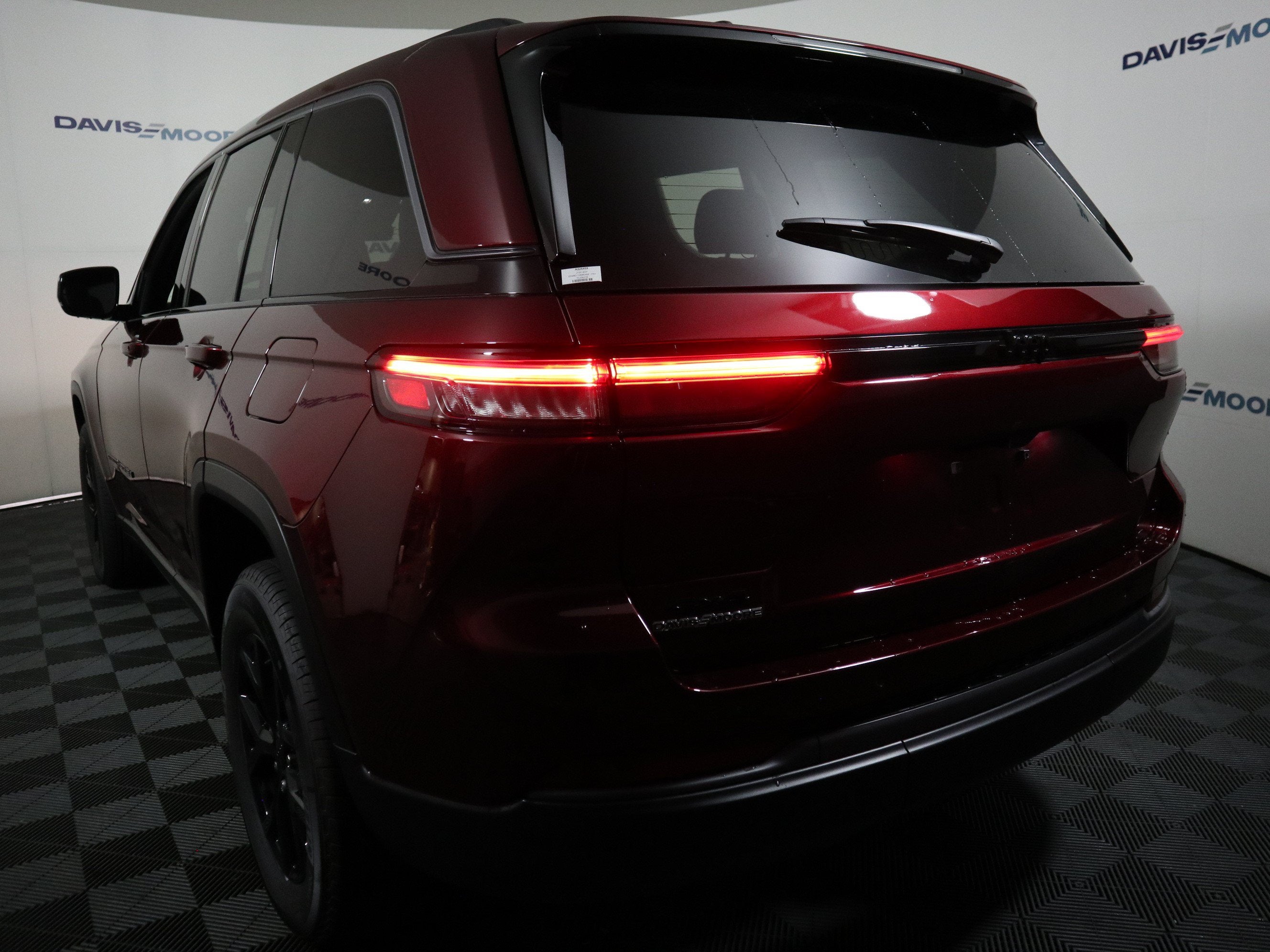 2026 Jeep Grand Cherokee Laredo Altitude 4x4