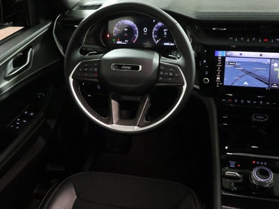 2026 Jeep Grand Cherokee Laredo Altitude 4x4