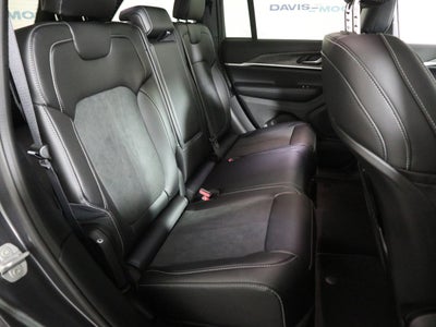 2026 Jeep Grand Cherokee Laredo Altitude 4x4