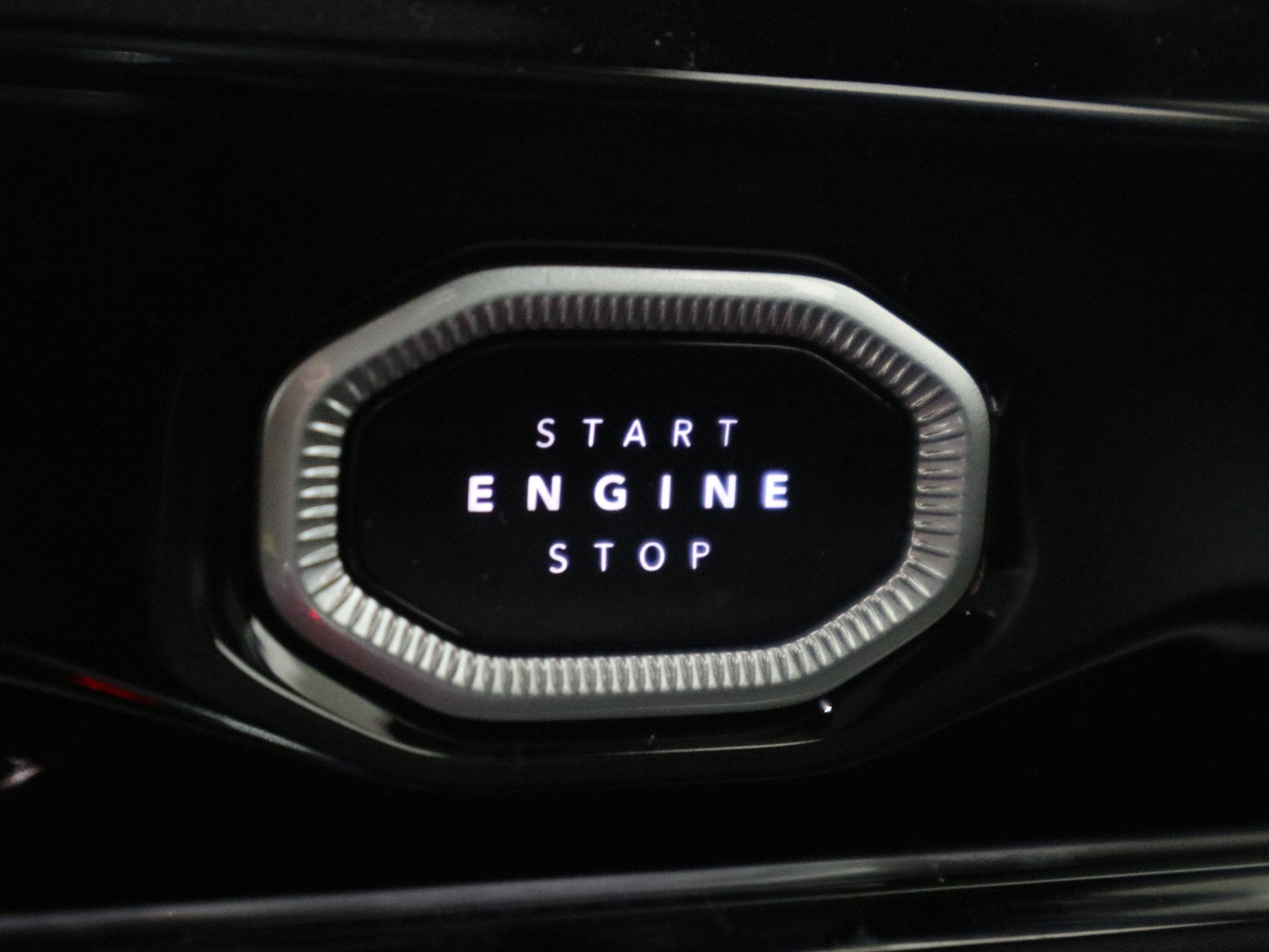 2026 Jeep Grand Cherokee Laredo Altitude 4x4