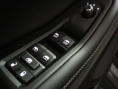 2026 Jeep Grand Cherokee Laredo Altitude 4x4