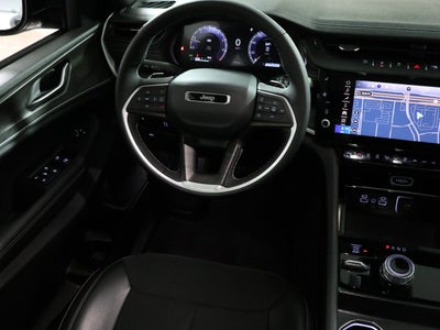 2026 Jeep Grand Cherokee Laredo Altitude 4x4