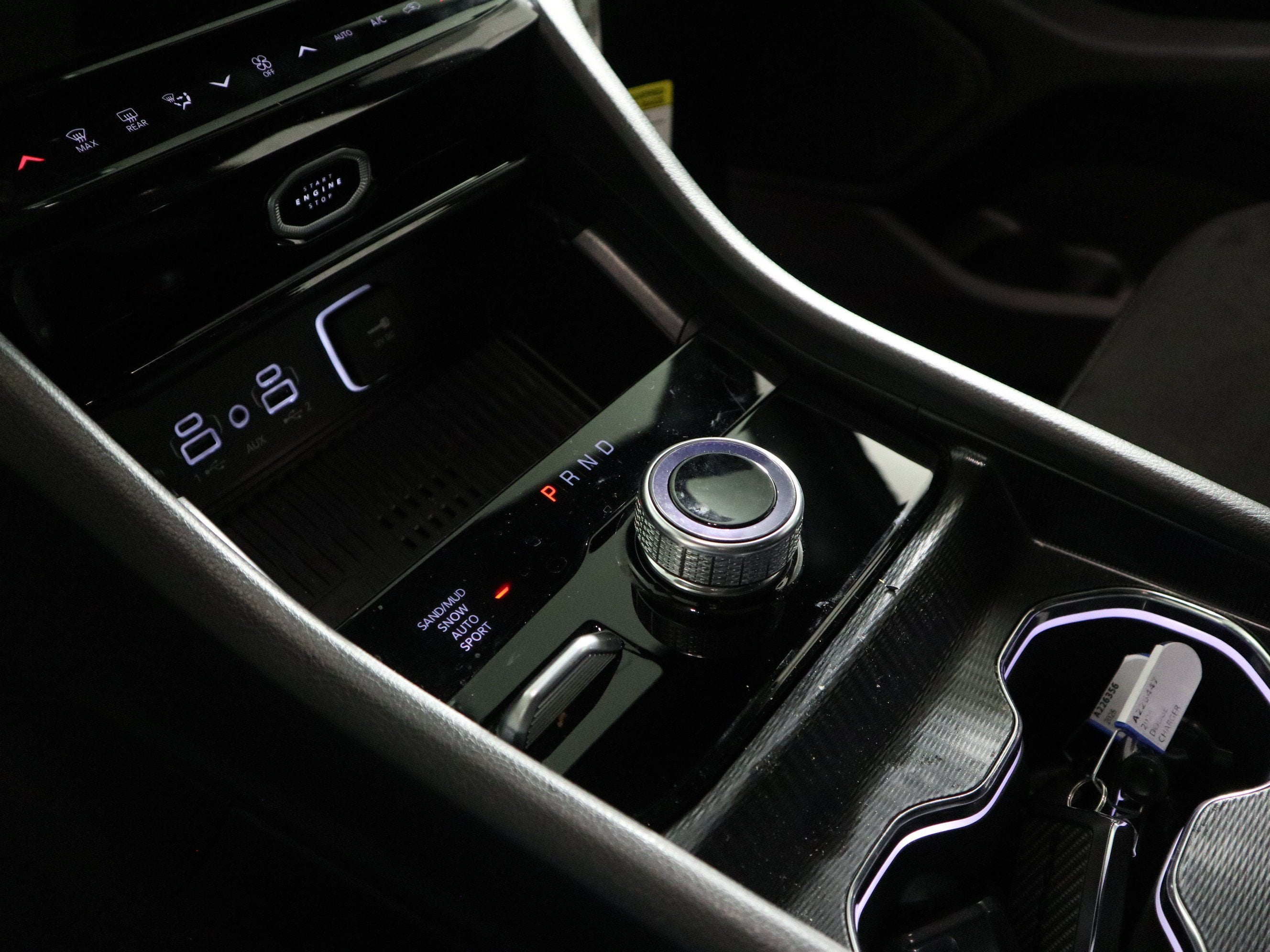 2026 Jeep Grand Cherokee Laredo Altitude 4x4