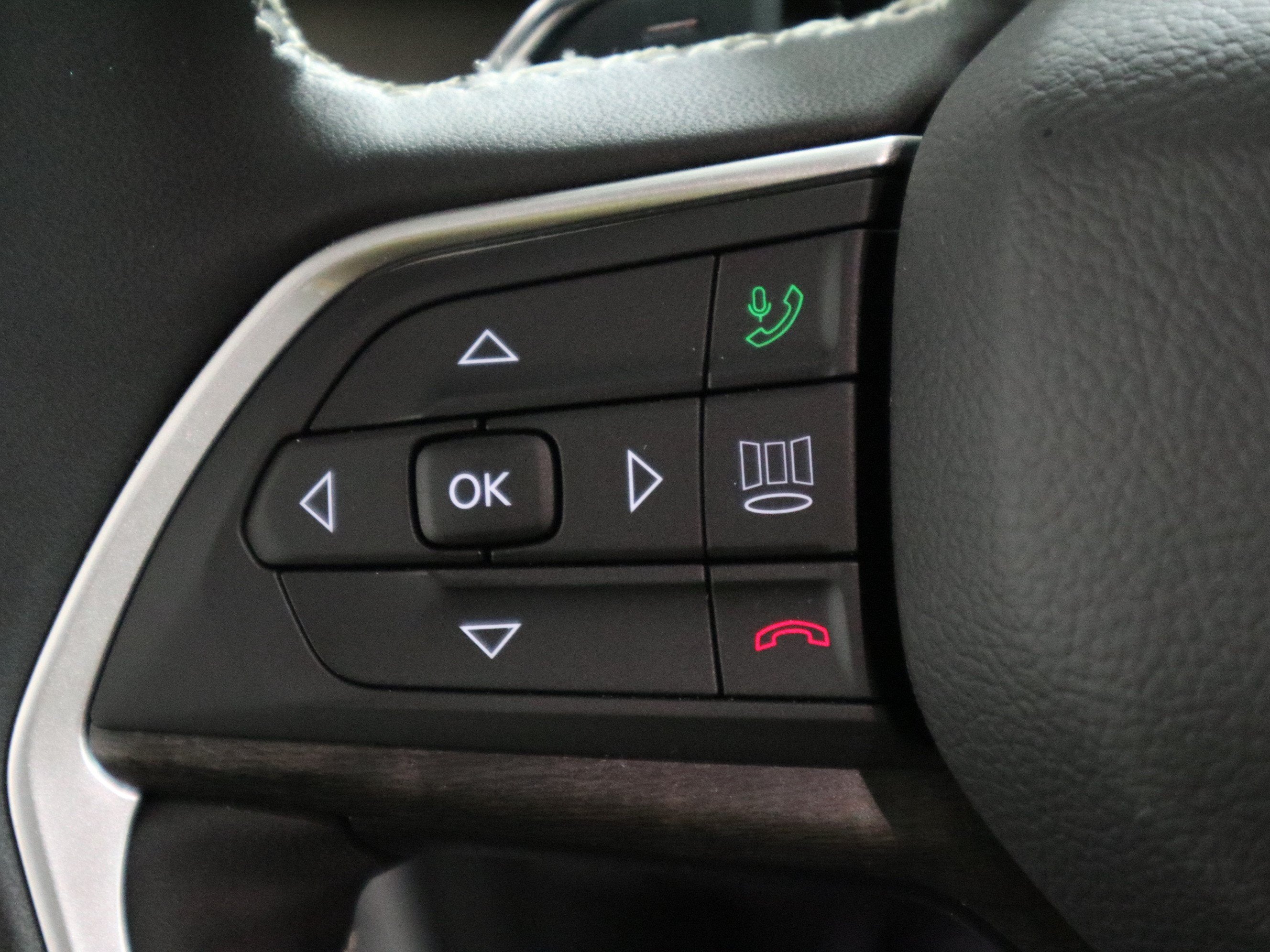 2026 Jeep Grand Cherokee Laredo Altitude 4x4