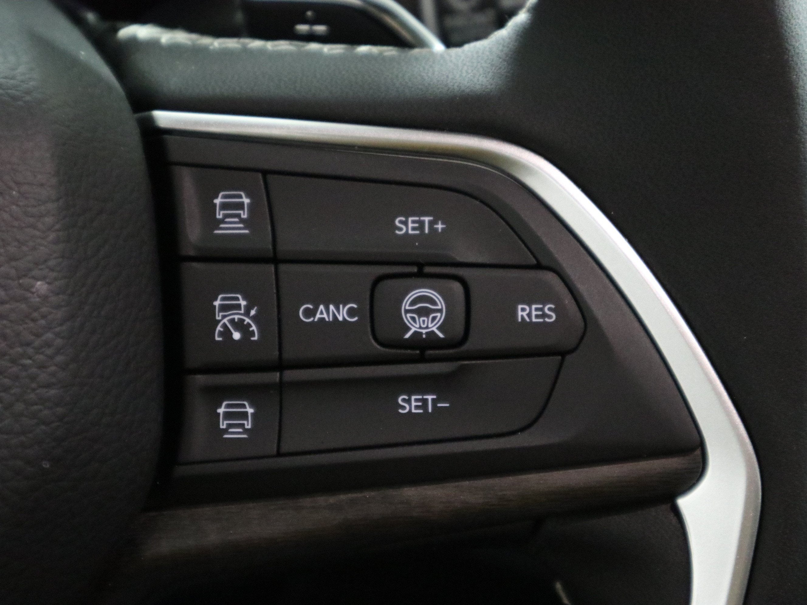 2026 Jeep Grand Cherokee Laredo Altitude 4x4