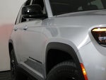 2026 Jeep Grand Cherokee Laredo Altitude 4x4
