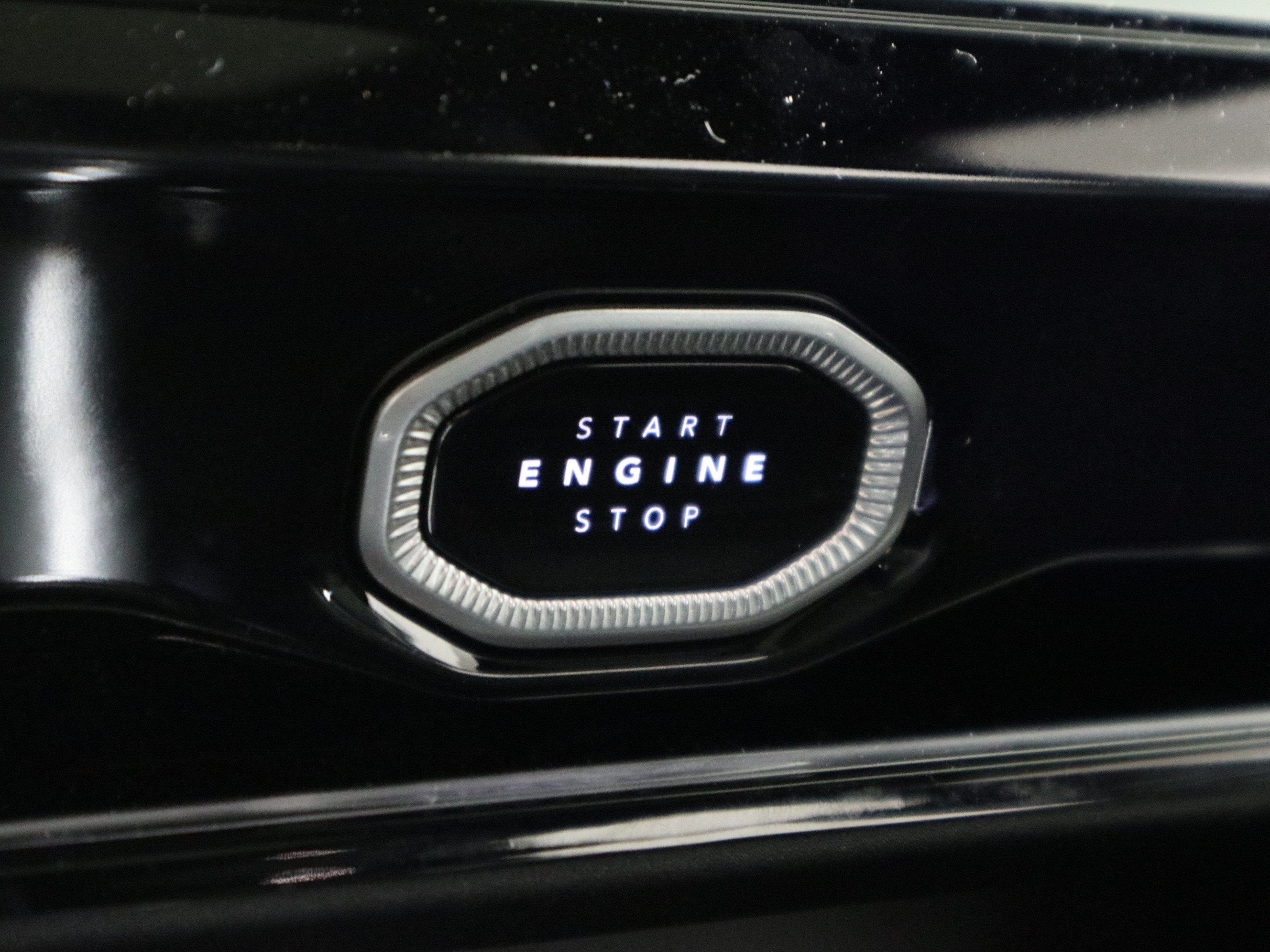 2026 Jeep Grand Cherokee Laredo Altitude 4x4