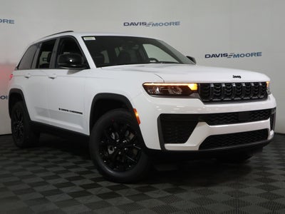 2026 Jeep Grand Cherokee Laredo Altitude 4x4