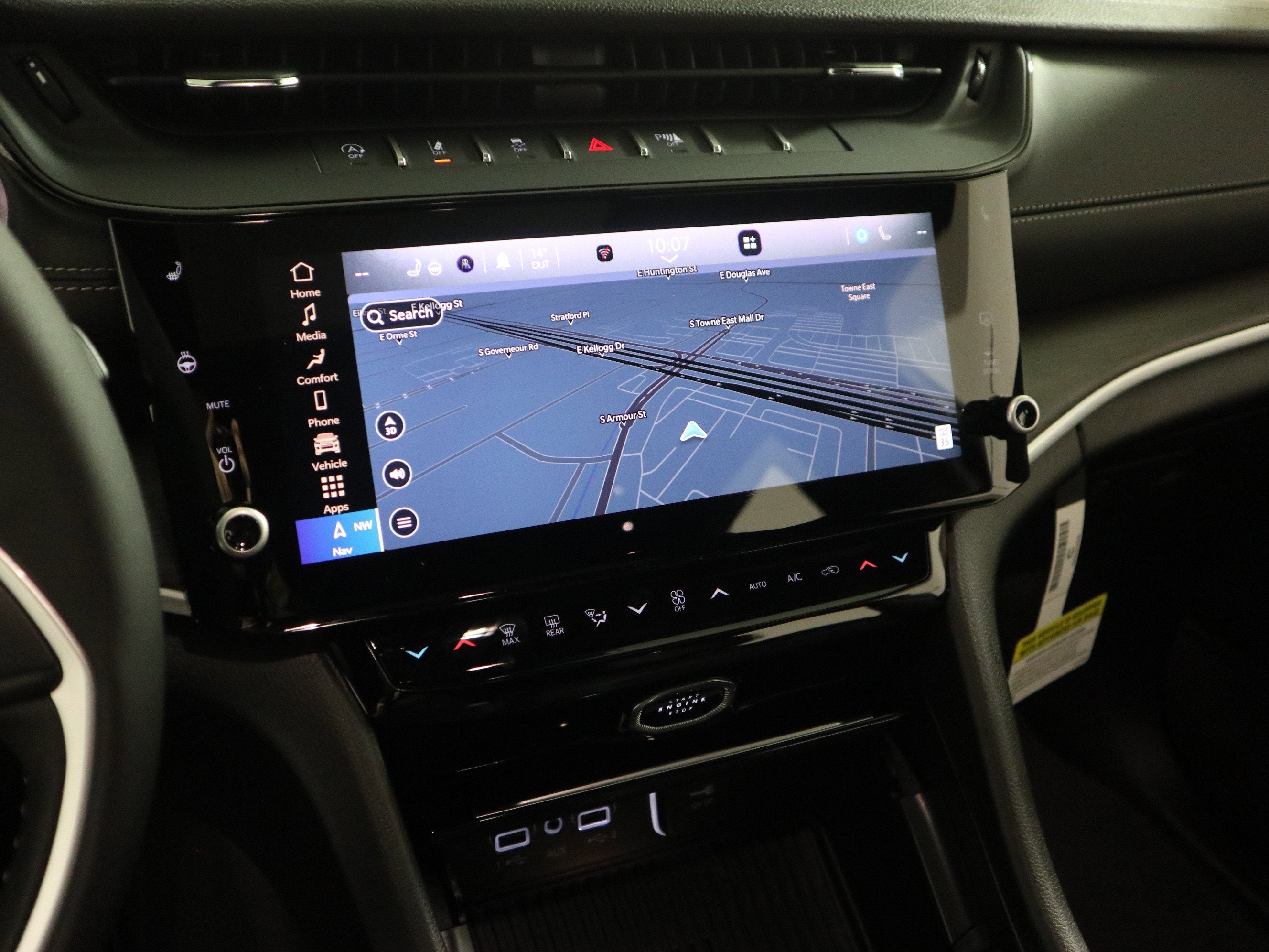 2026 Jeep Grand Cherokee Laredo Altitude 4x4