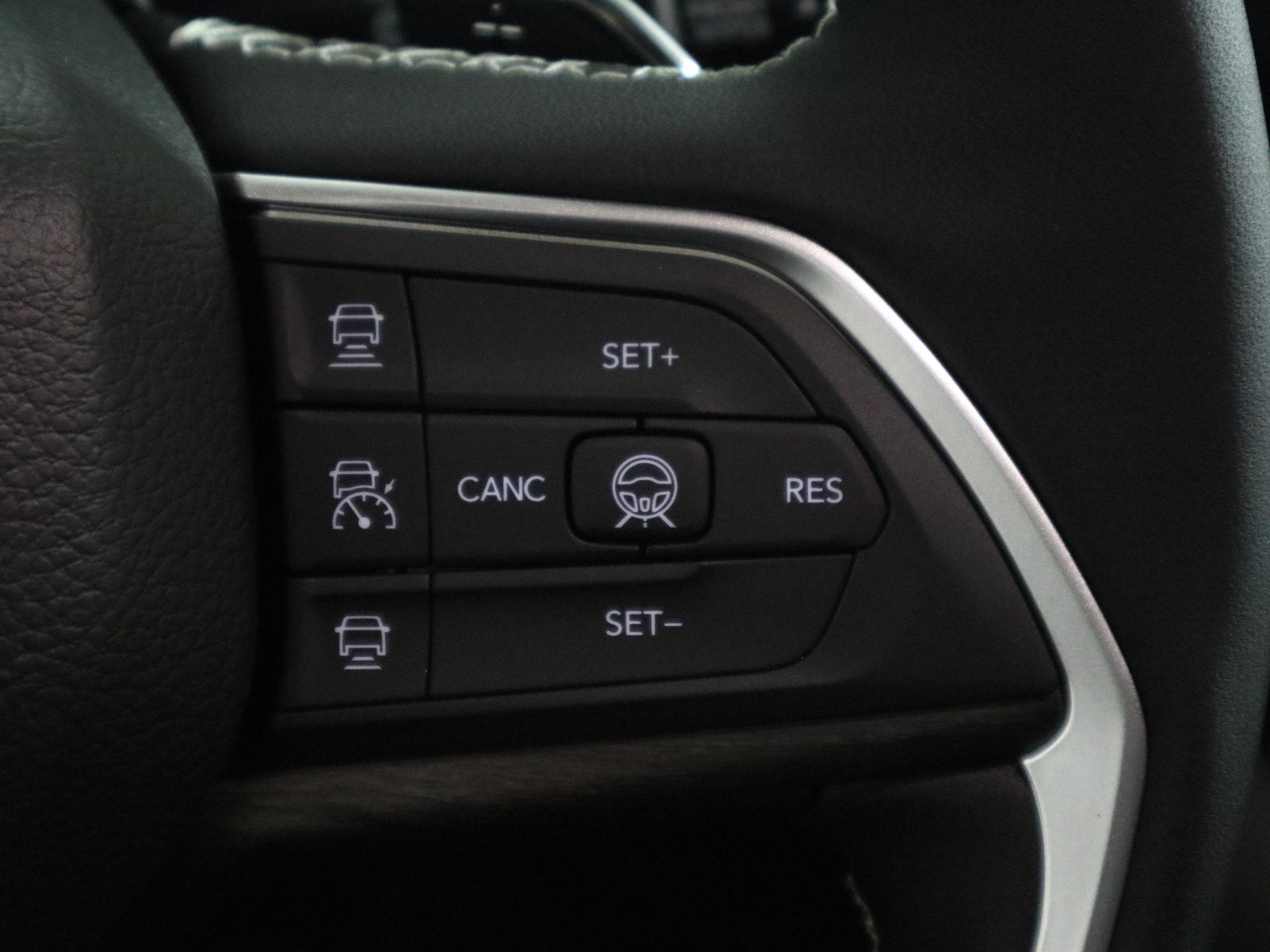 2026 Jeep Grand Cherokee Laredo Altitude 4x4