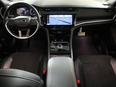 2026 Jeep Grand Cherokee Laredo Altitude 4x4