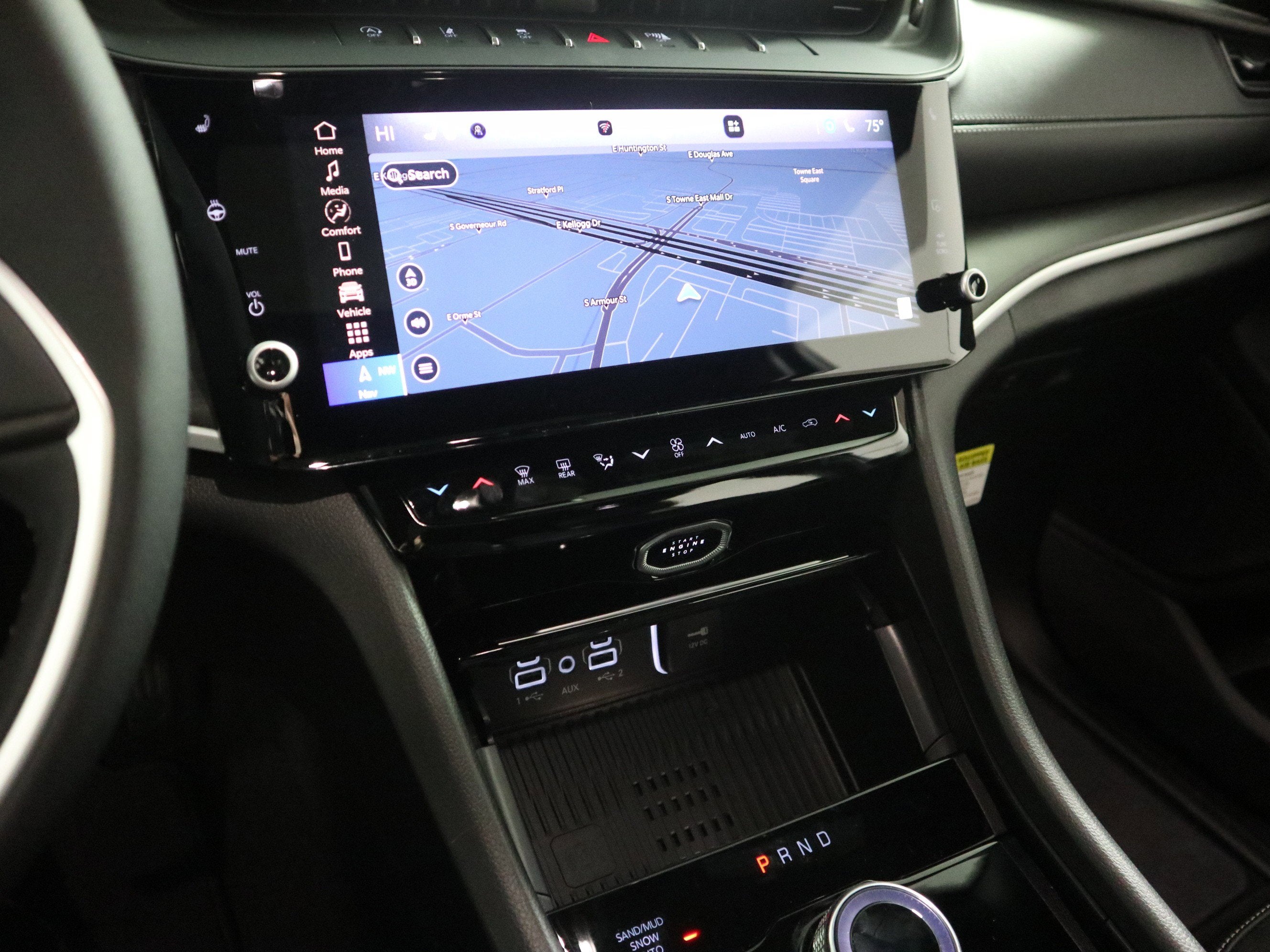 2026 Jeep Grand Cherokee Laredo Altitude 4x4