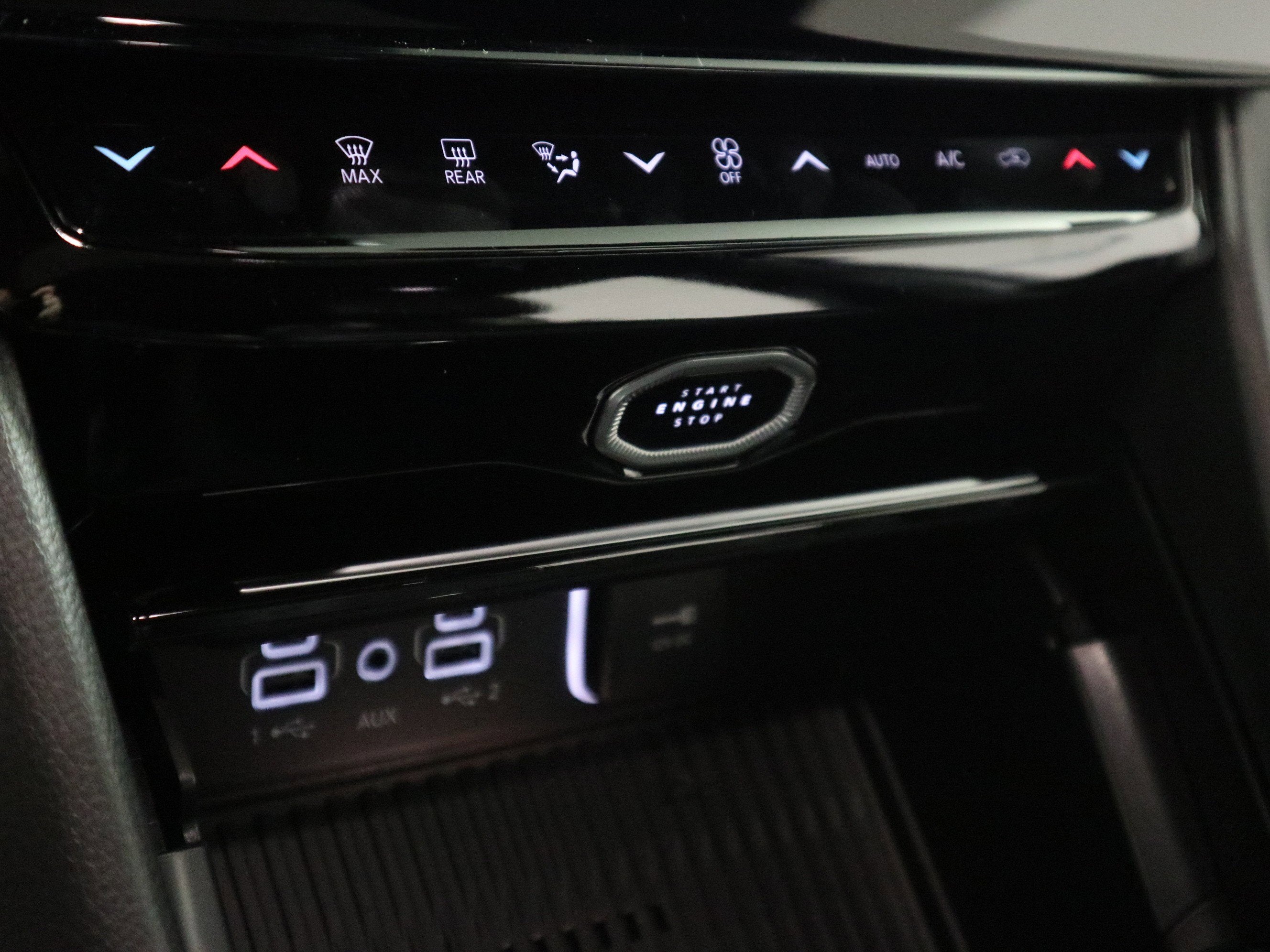 2026 Jeep Grand Cherokee Laredo Altitude 4x4