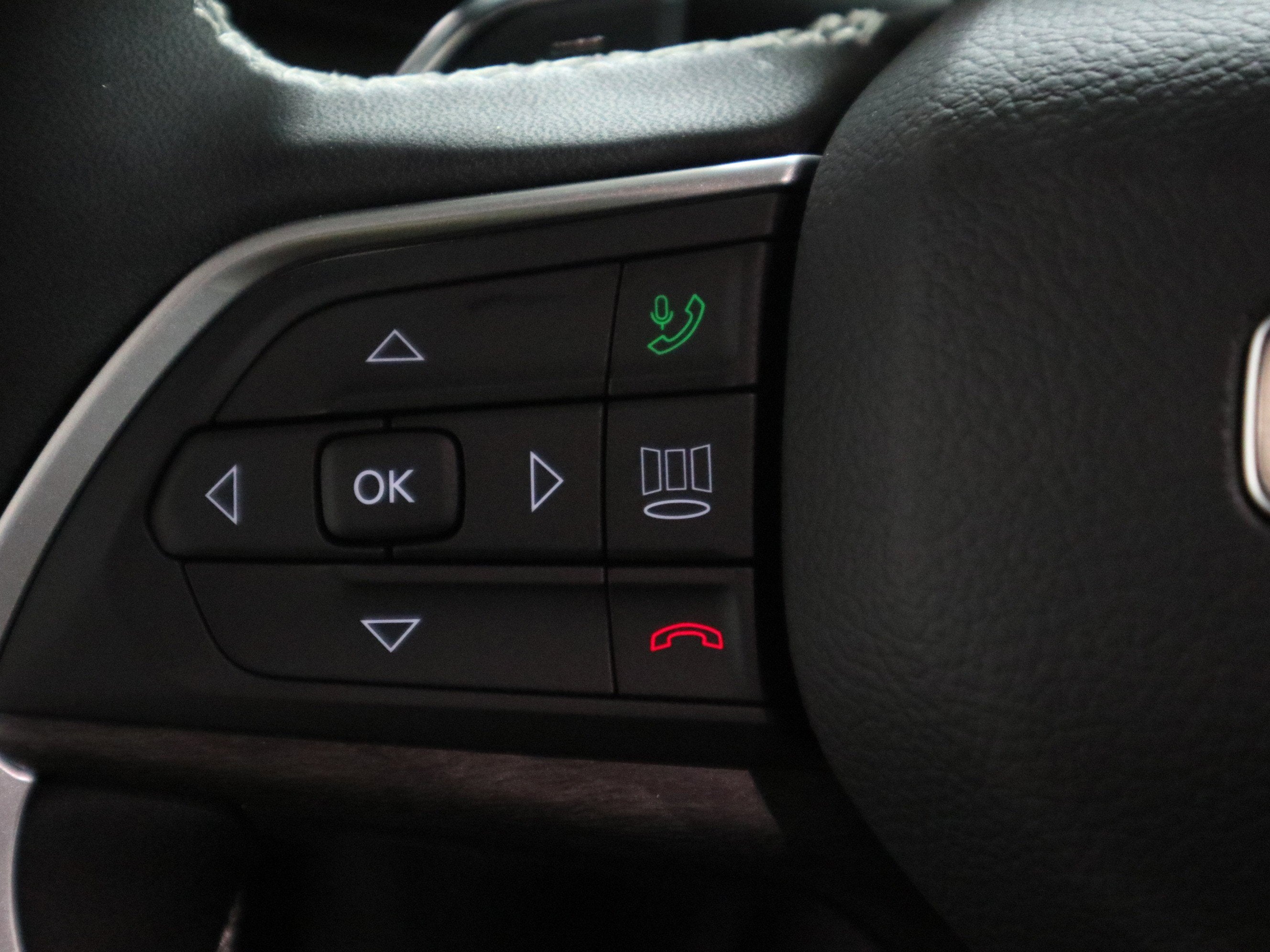 2026 Jeep Grand Cherokee Laredo Altitude 4x4