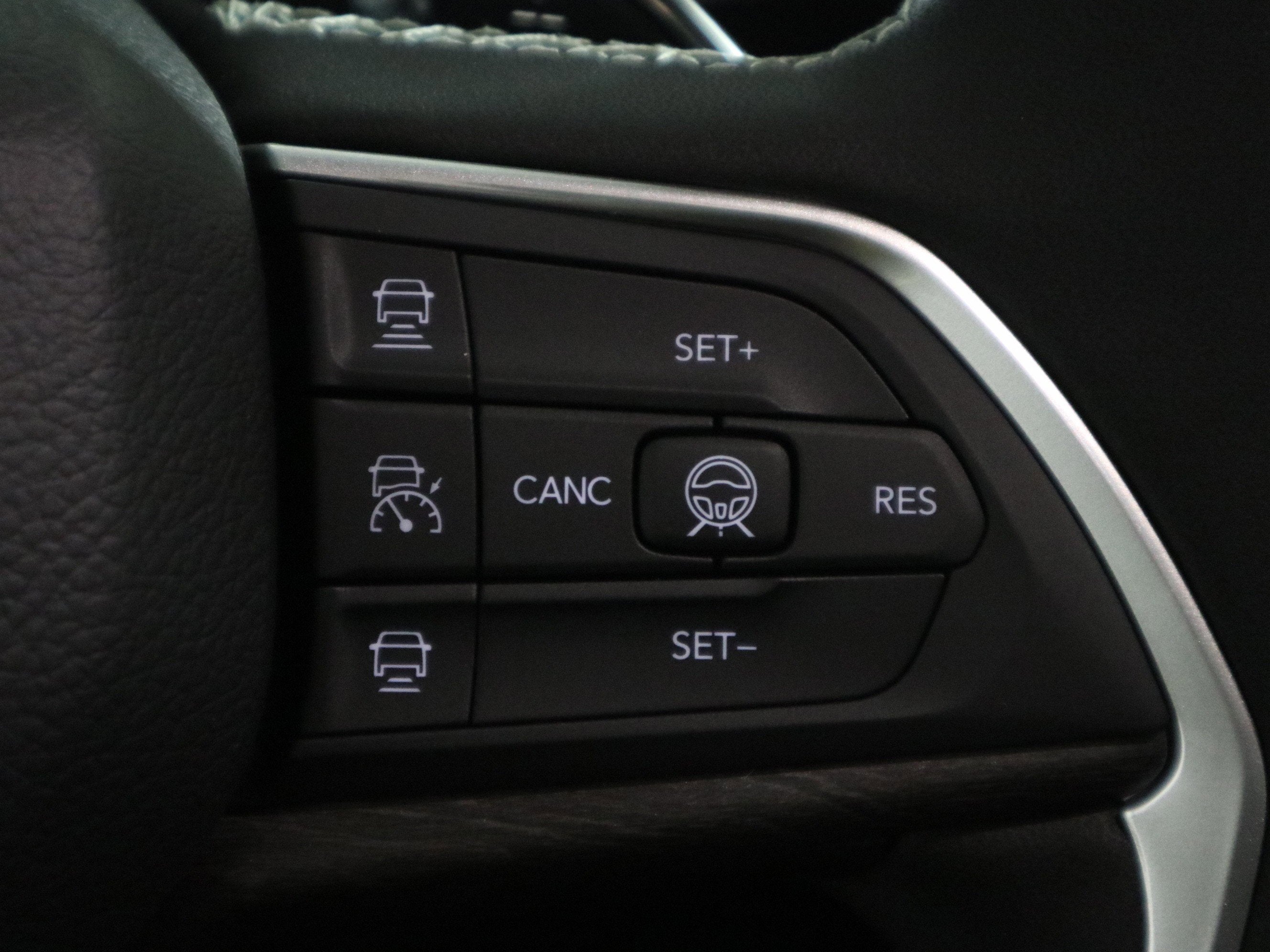 2026 Jeep Grand Cherokee Laredo Altitude 4x4