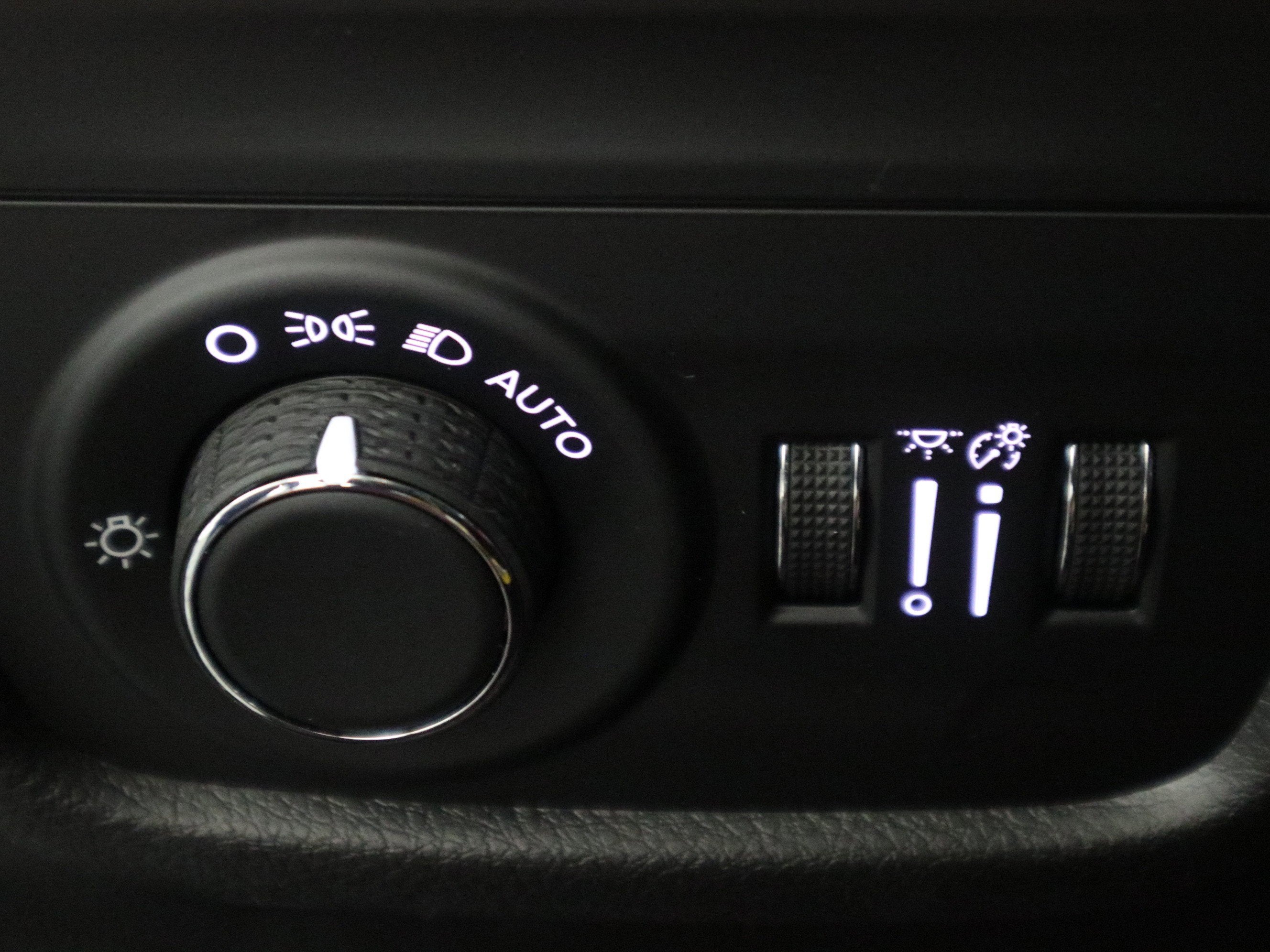 2026 Jeep Grand Cherokee Laredo Altitude 4x4