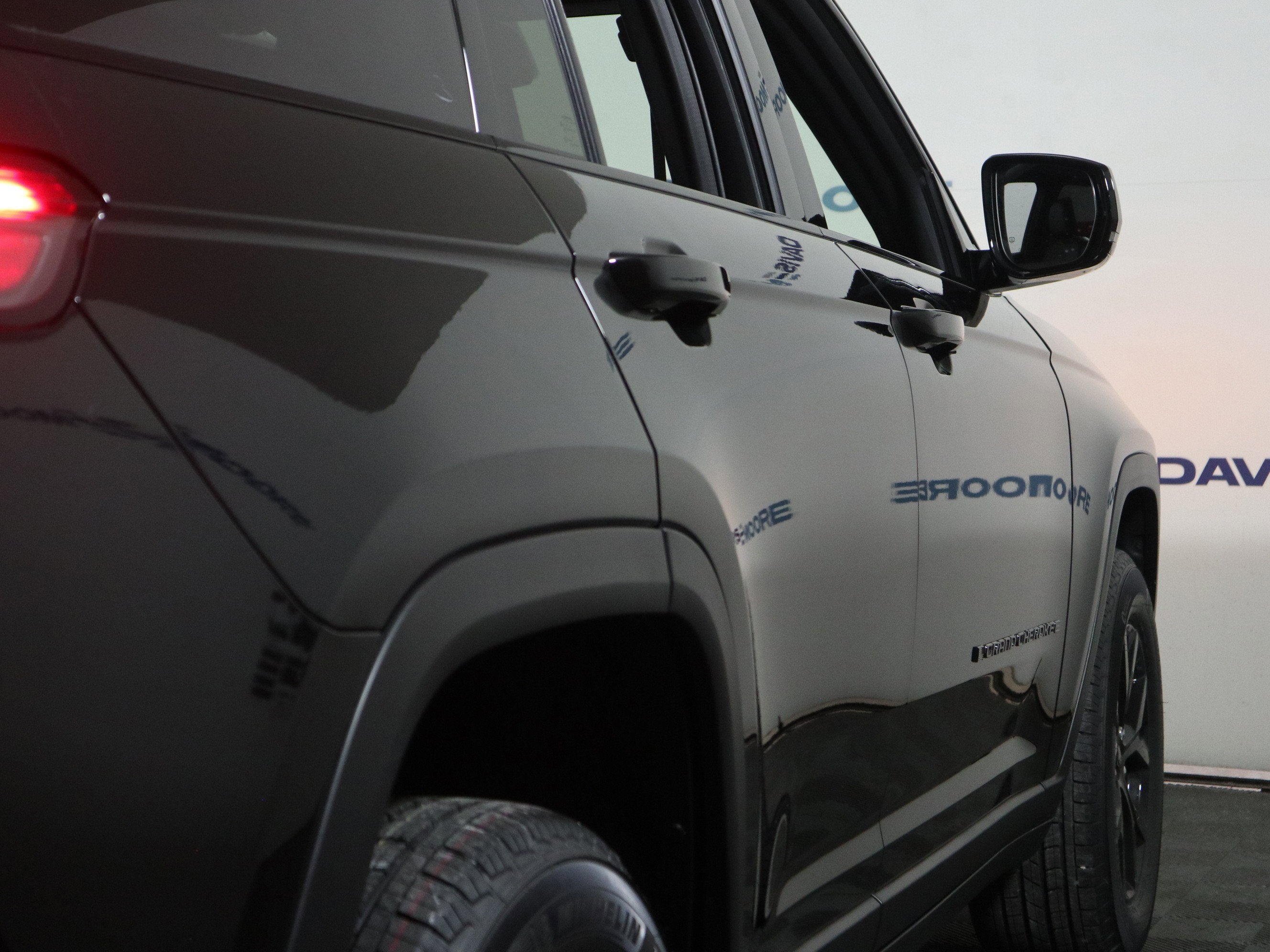 2026 Jeep Grand Cherokee Laredo Altitude 4x4