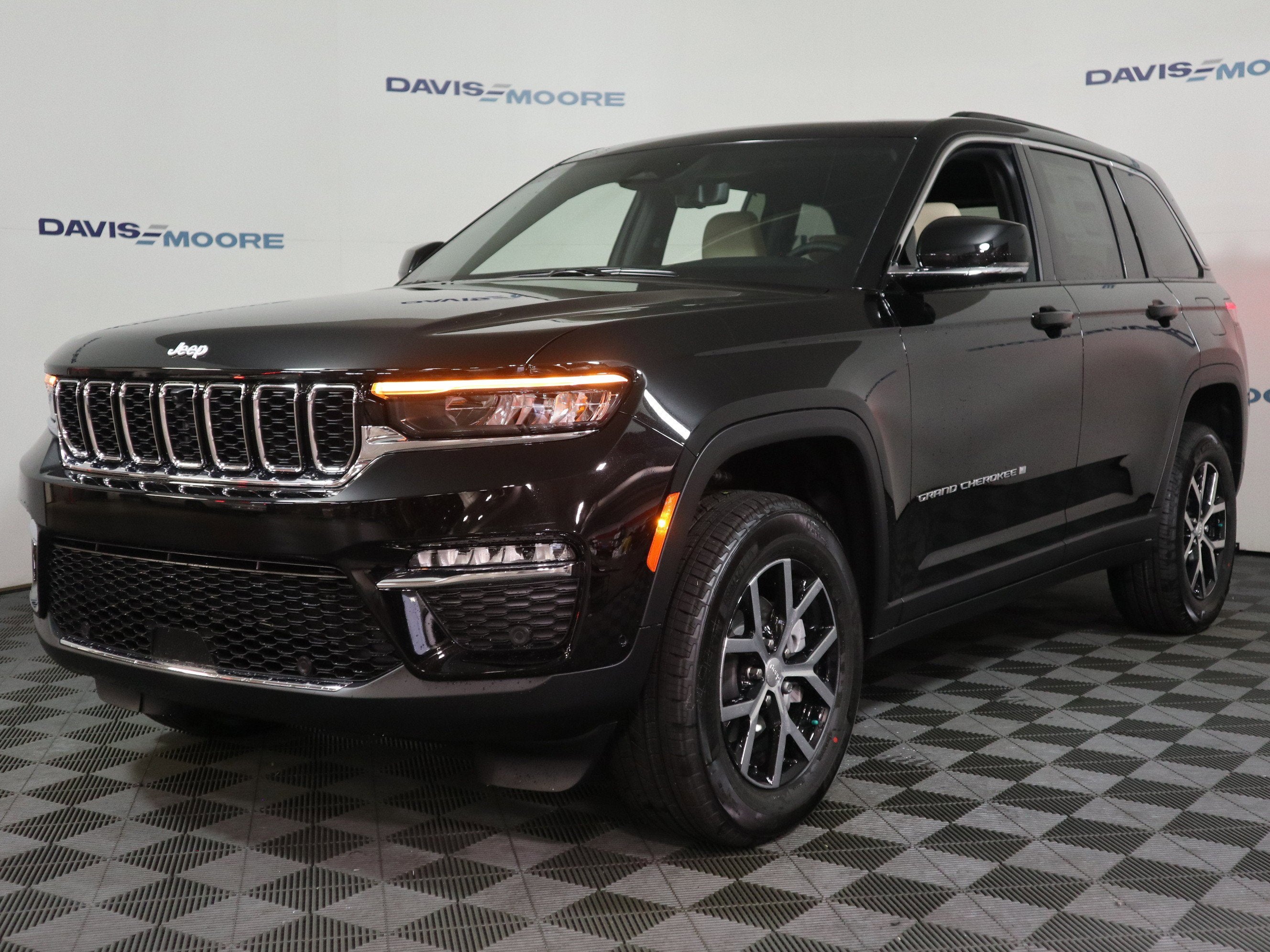 2025 Jeep Grand Cherokee Limited 4x4