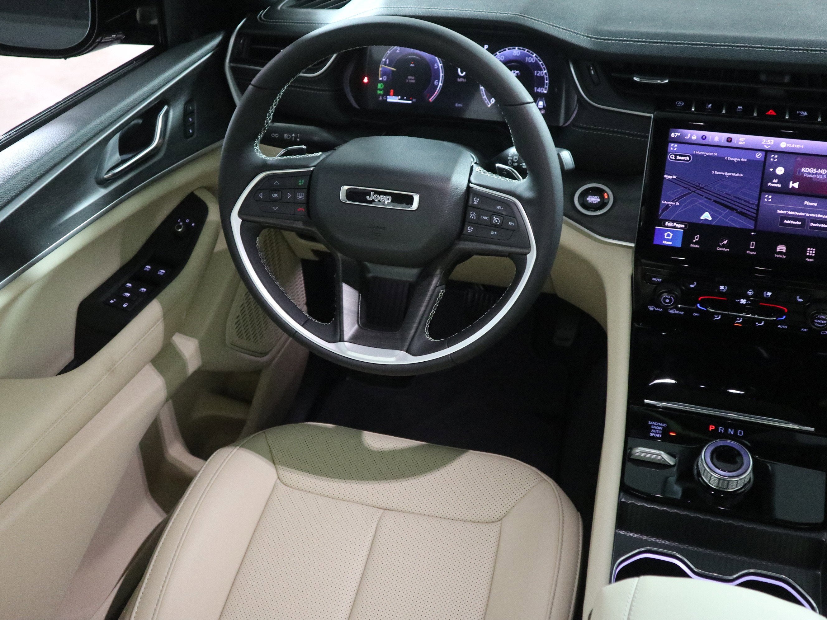 2025 Jeep Grand Cherokee Limited 4x4