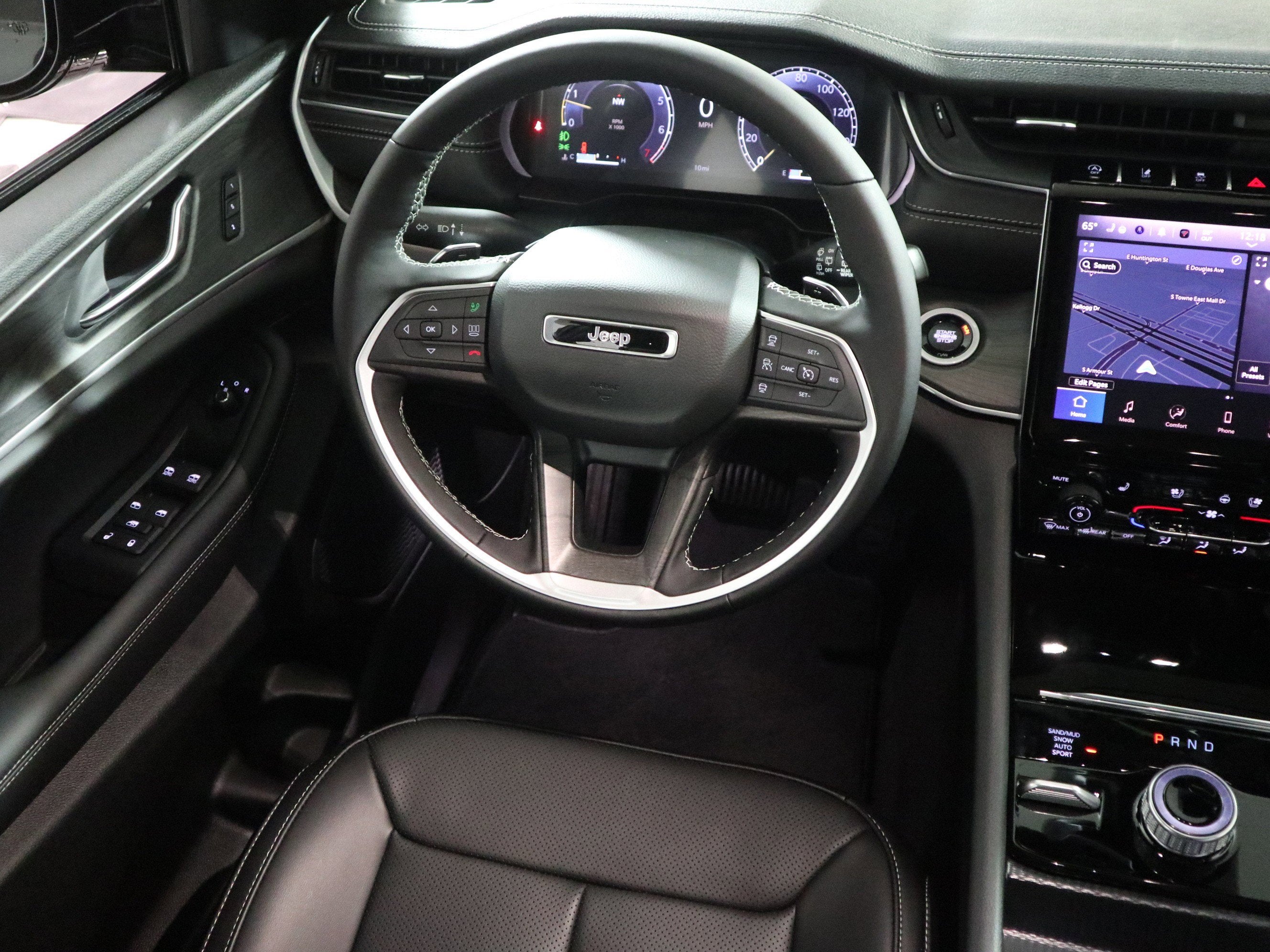 2025 Jeep Grand Cherokee Limited 4x4