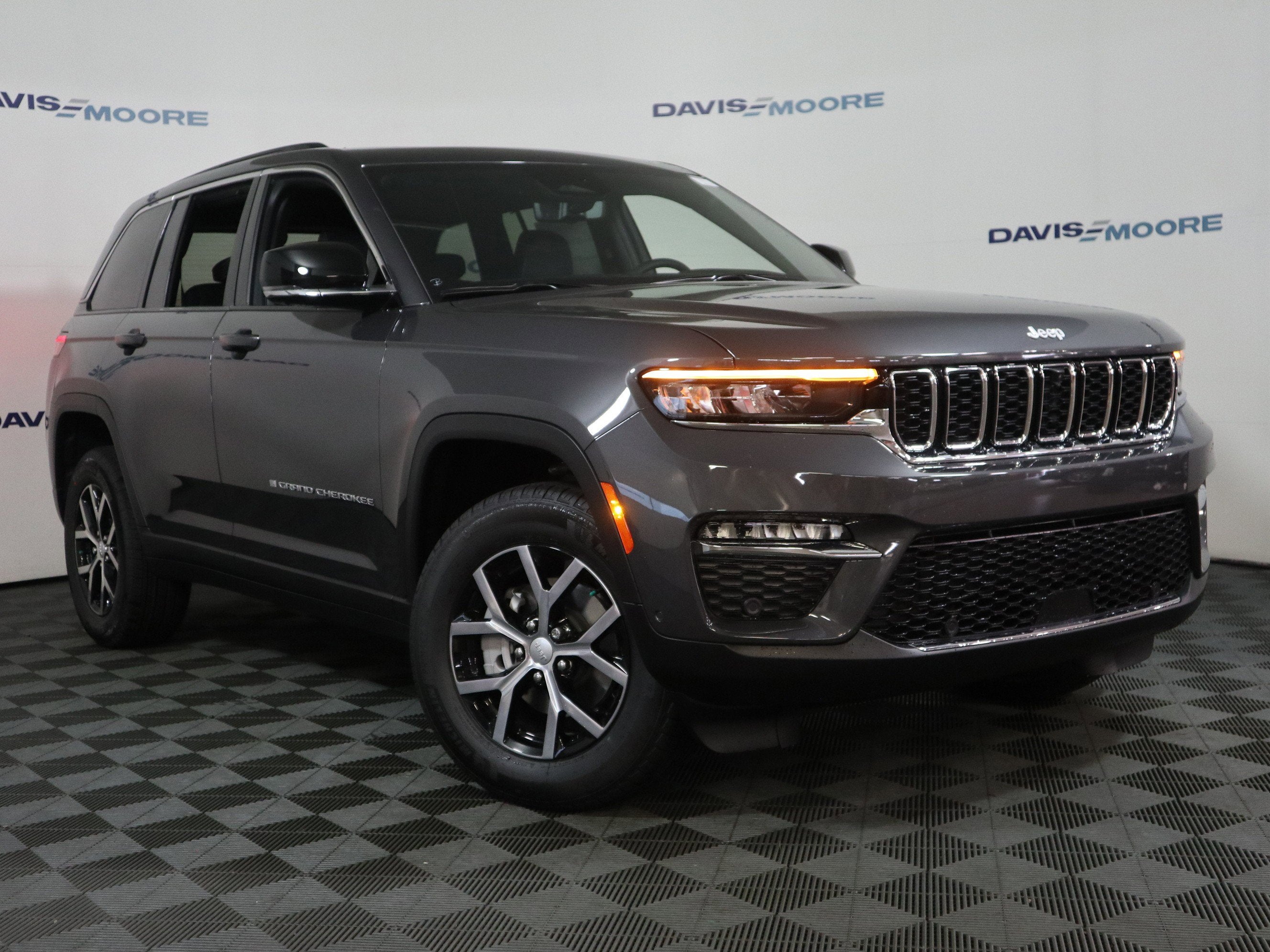 2025 Jeep Grand Cherokee Limited 4x4