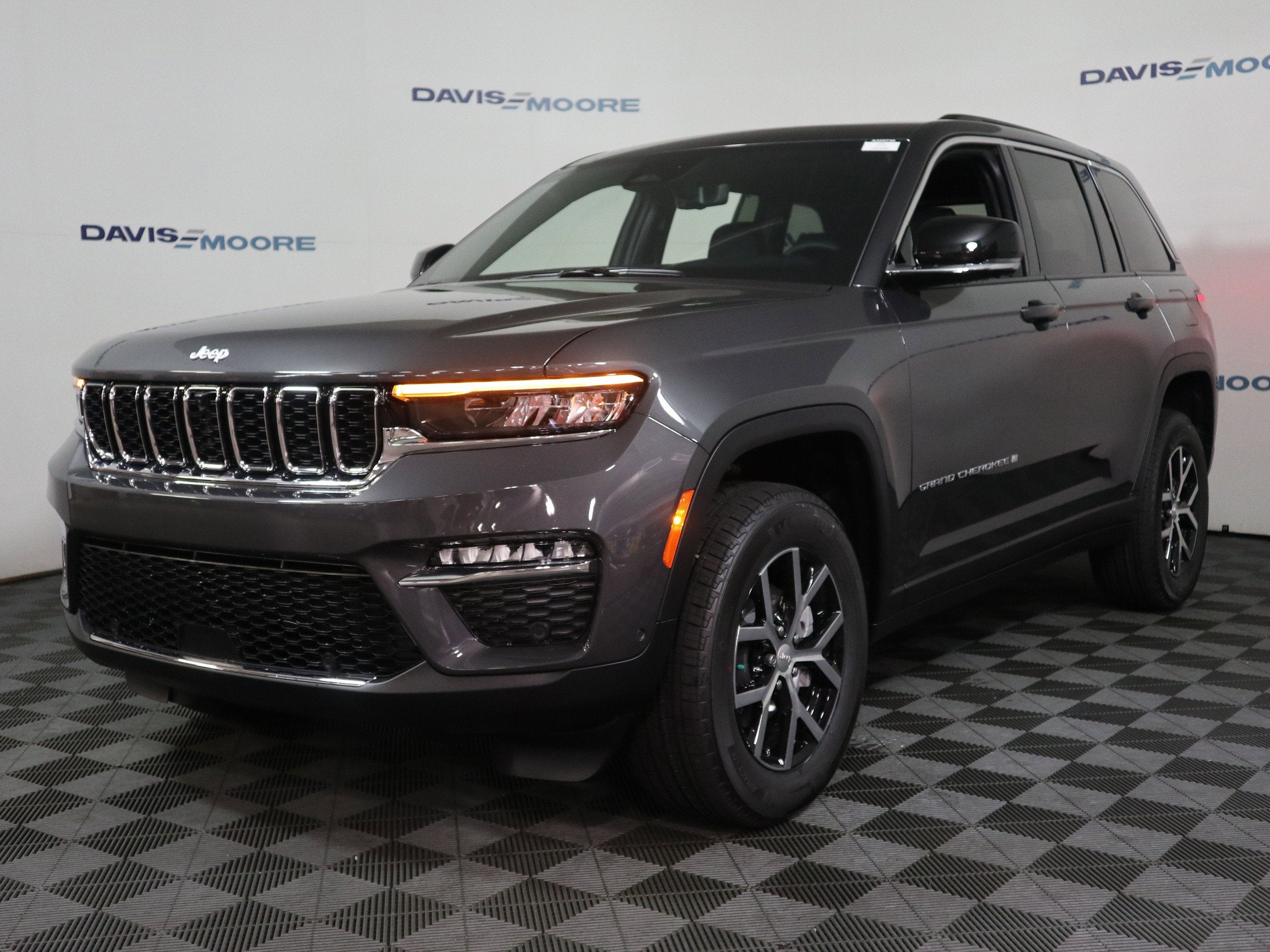 2025 Jeep Grand Cherokee Limited 4x4