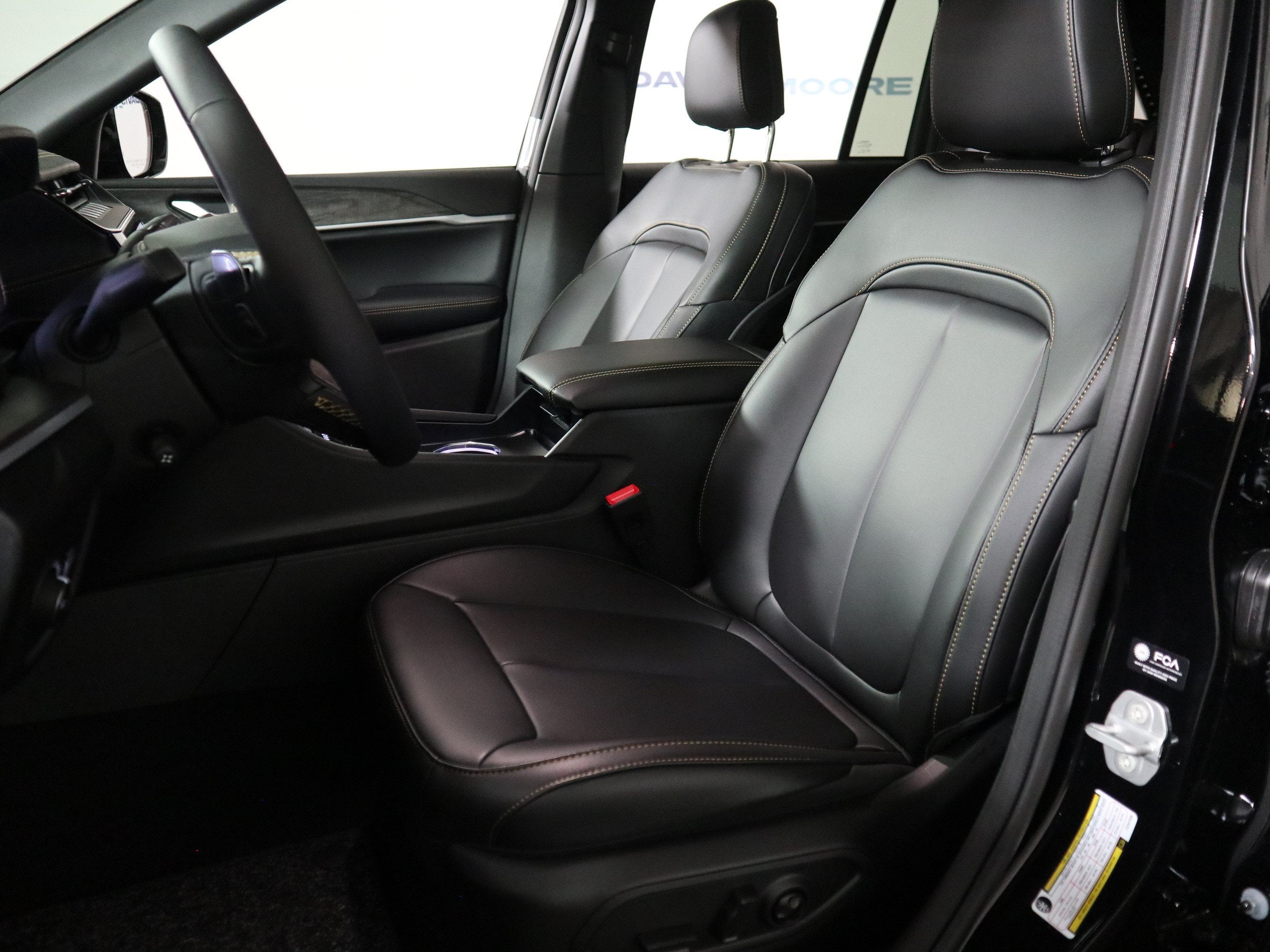 2026 Jeep Grand Cherokee 85th Anniversary Edition 4x4