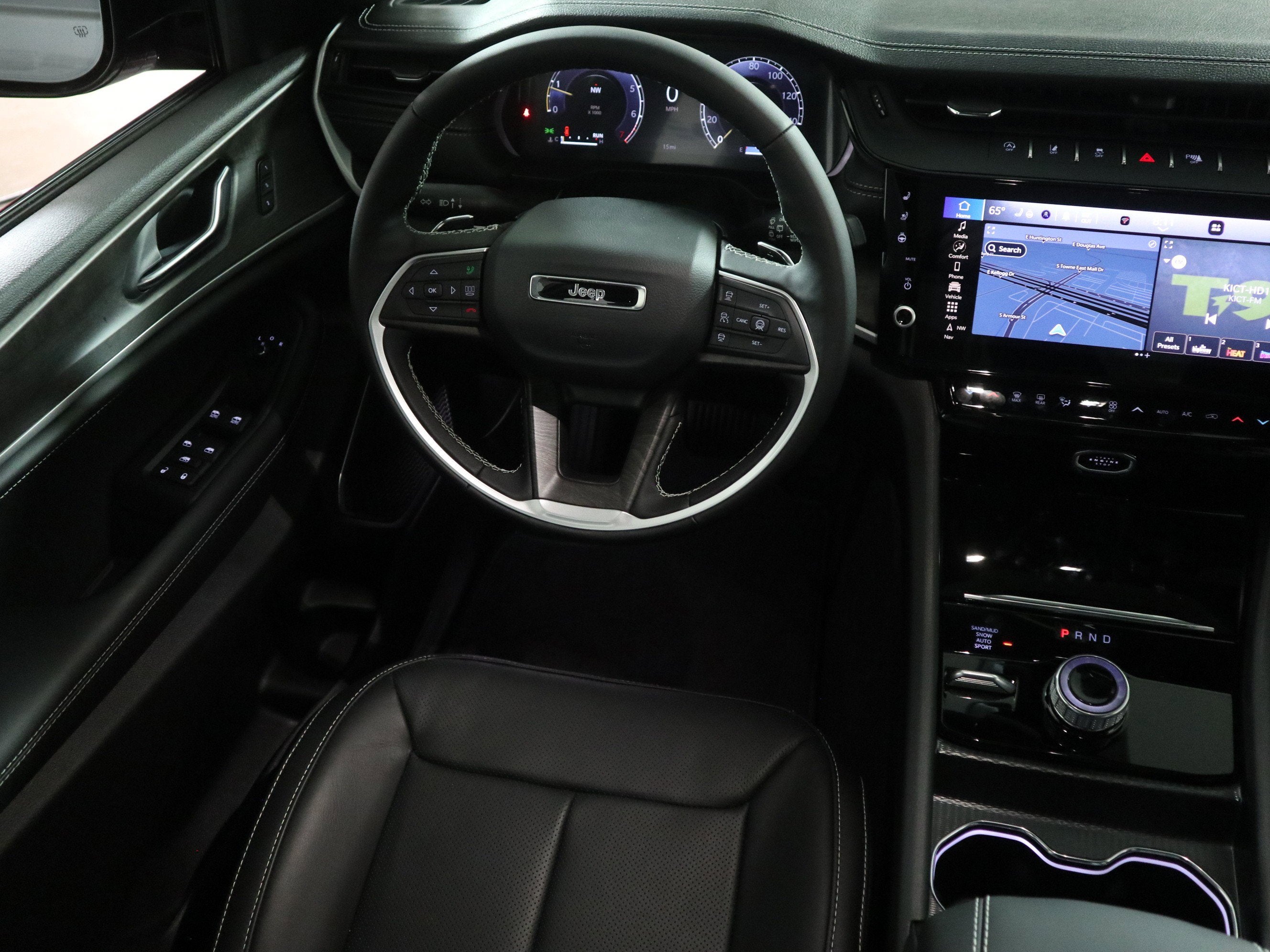 2026 Jeep Grand Cherokee Limited Reserve 4x4