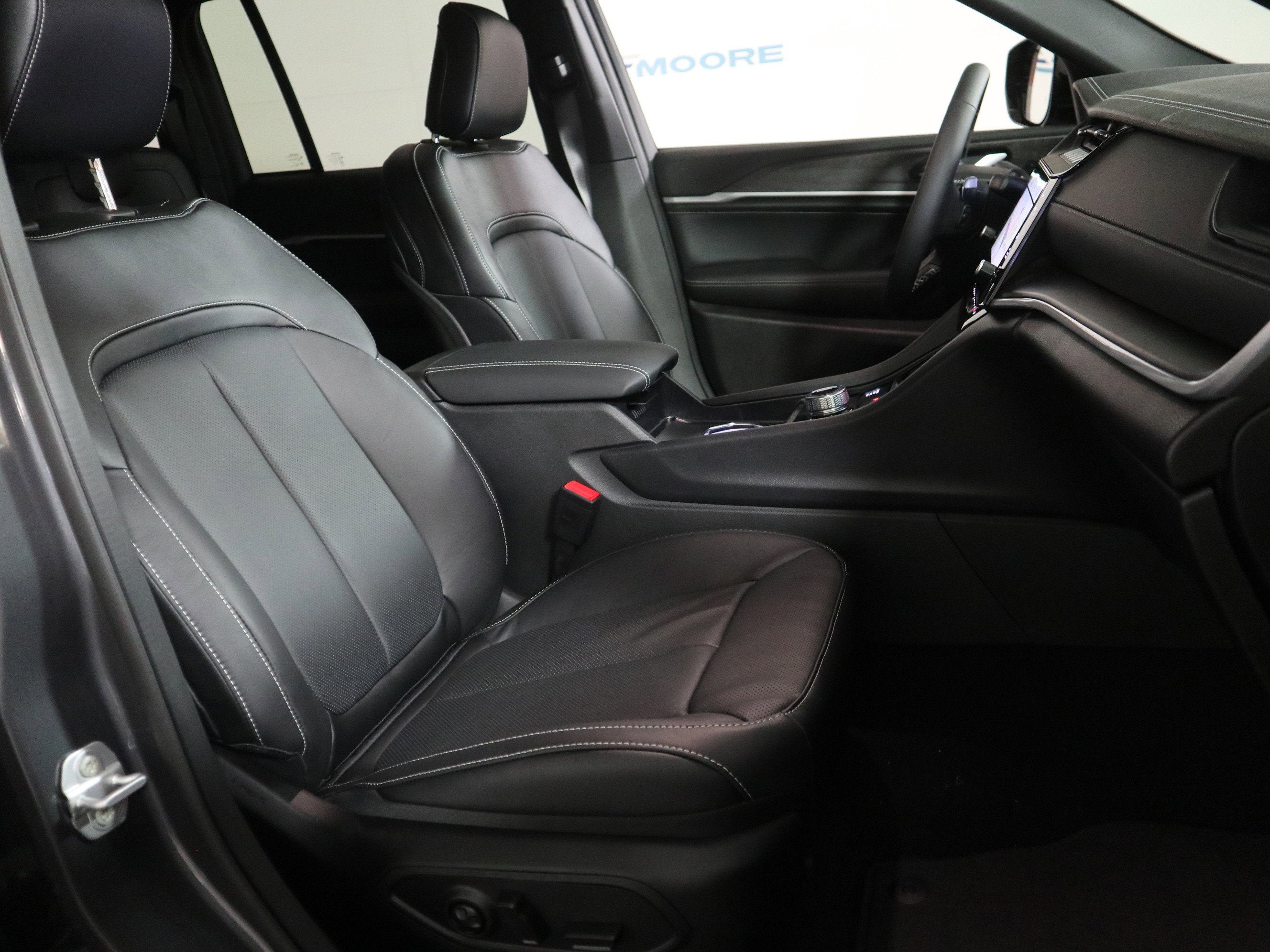 2026 Jeep Grand Cherokee Limited Reserve 4x4